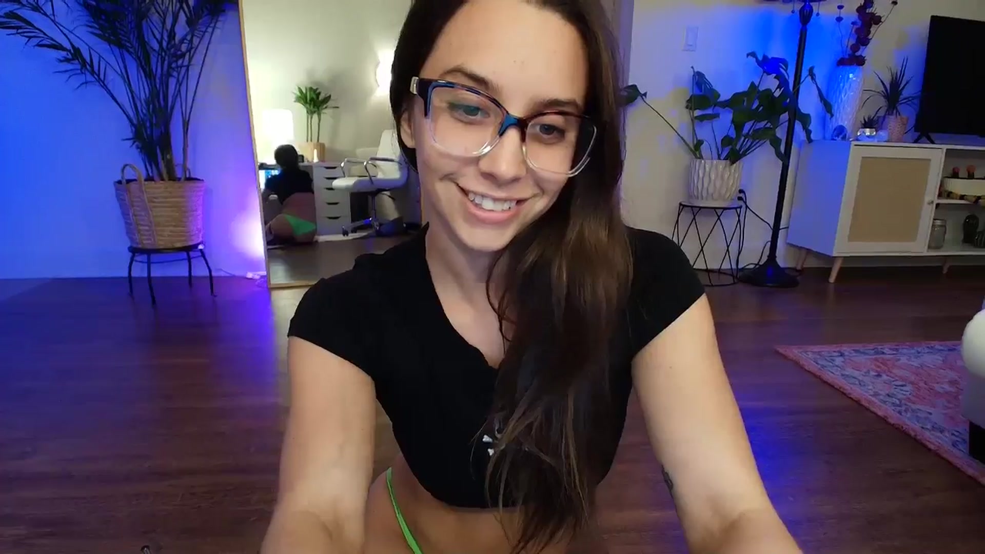 Gallery image thumbnail from BrittaniJade_'s myfreecams stream on, 11/11/2024, 04:33 image 15 of 20