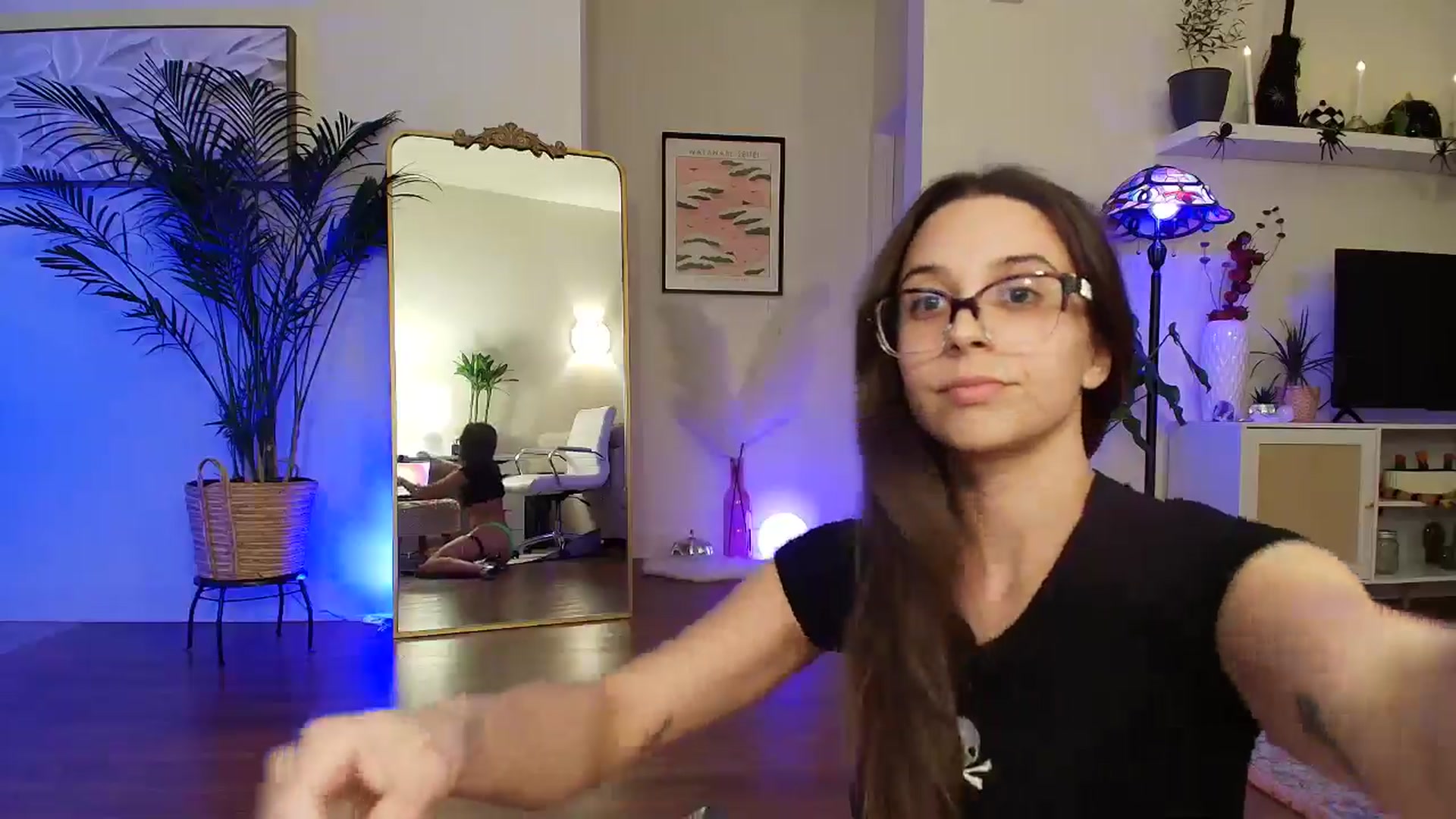 Gallery image thumbnail from BrittaniJade_'s myfreecams stream on, 11/11/2024, 04:33 image 11 of 20