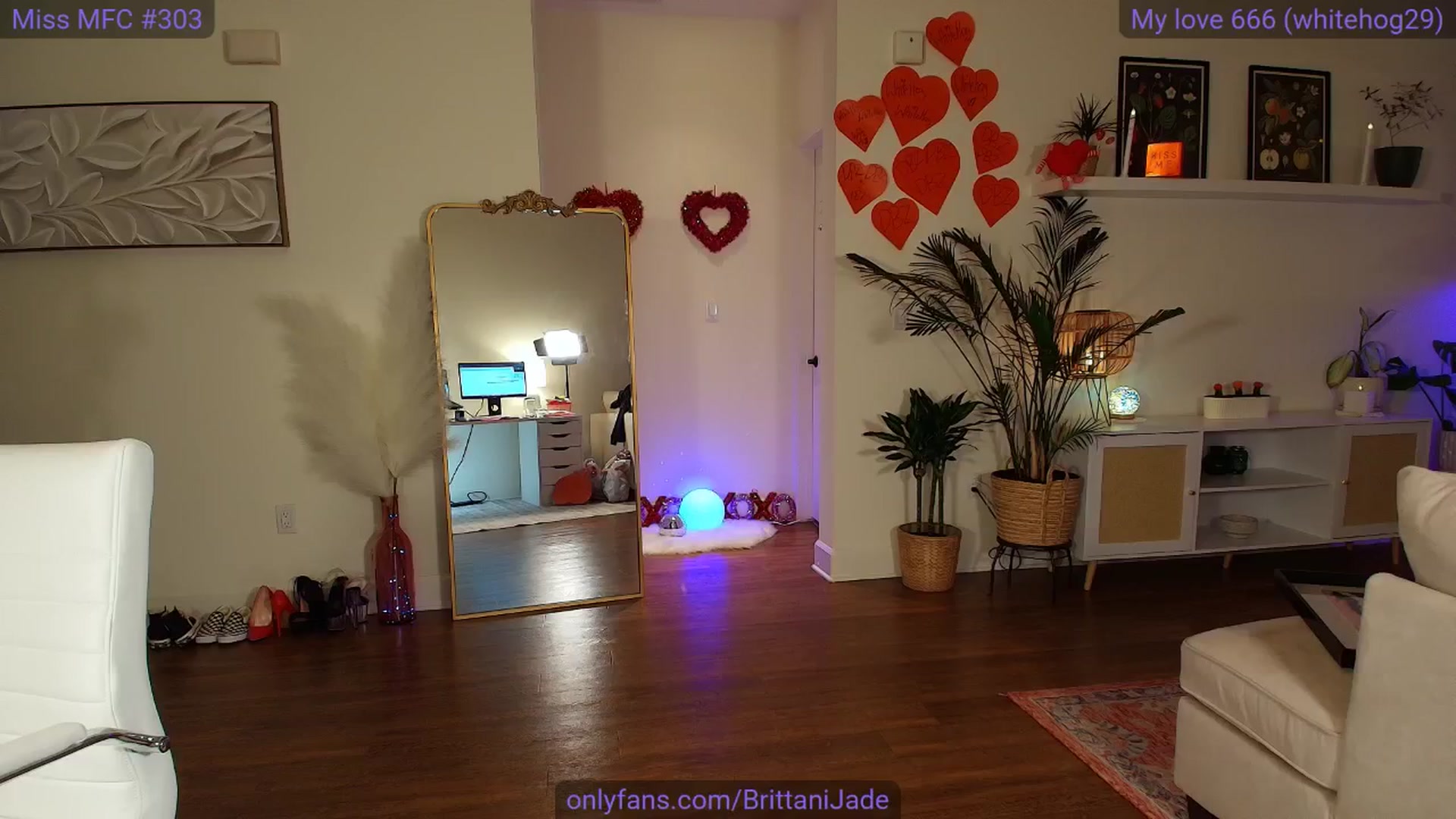 Gallery image thumbnail from BrittaniJade_'s myfreecams stream on, 01/21/2025, 09:00 image 9 of 20