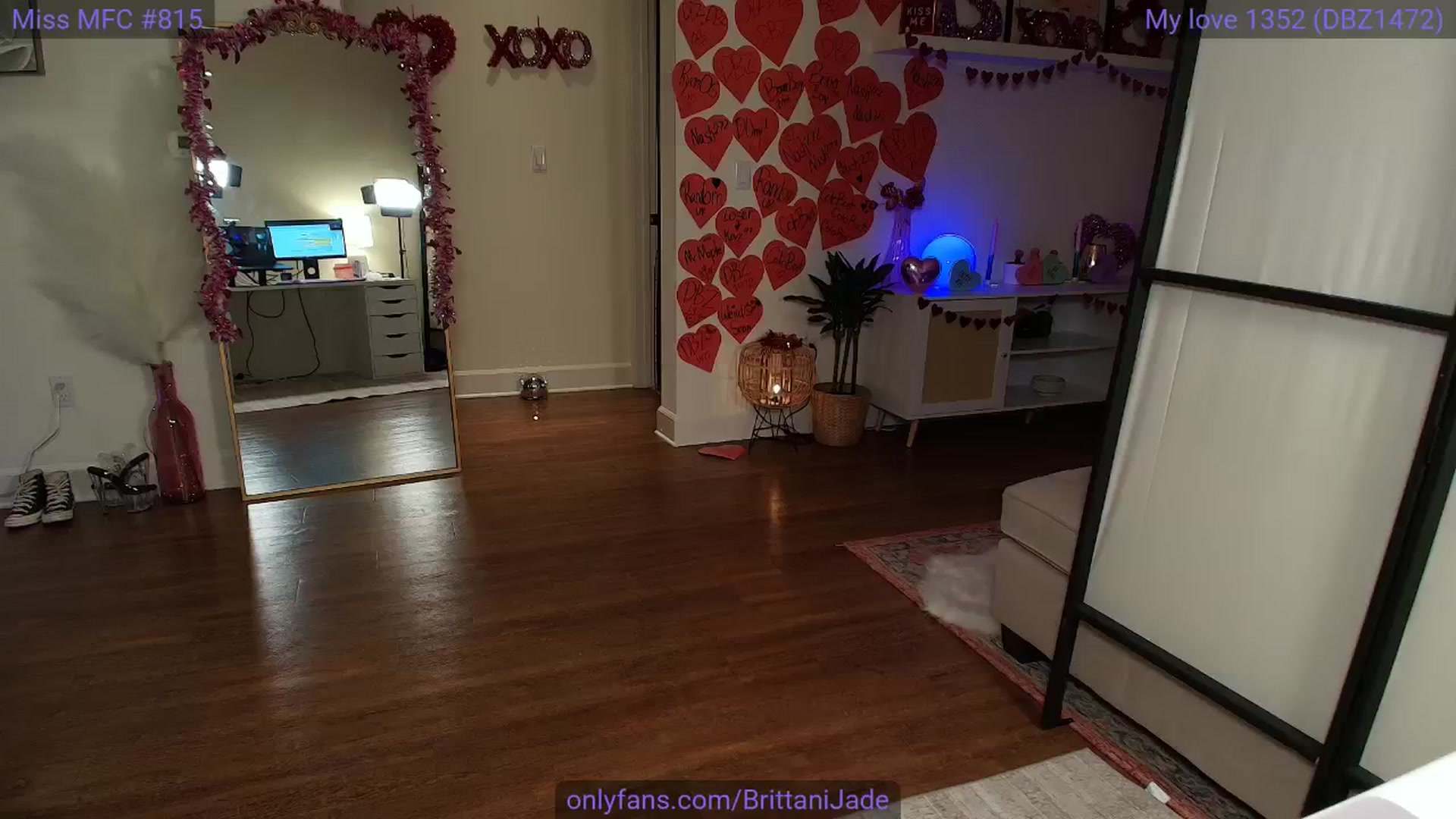 Gallery image thumbnail from BrittaniJade_'s myfreecams stream on, 02/03/2025, 07:40 image 8 of 20
