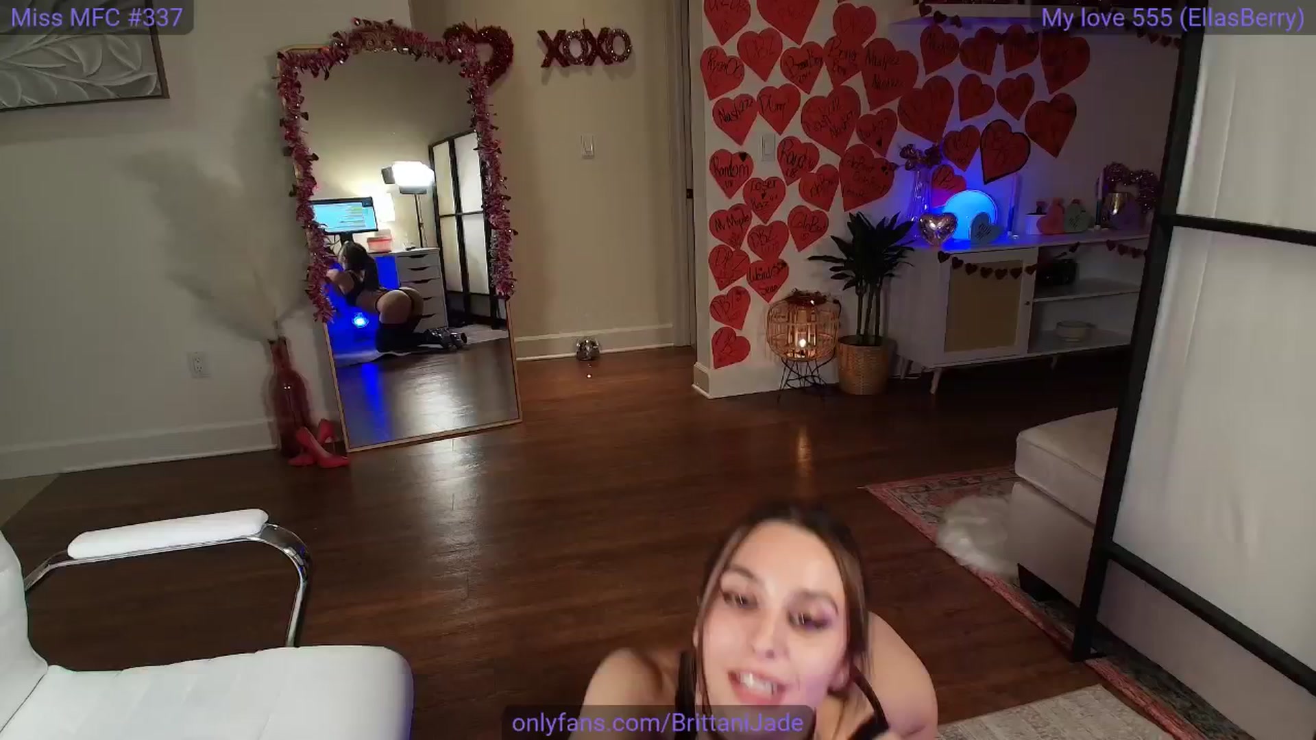Gallery image thumbnail from BrittaniJade_'s myfreecams stream on, 02/04/2025, 09:29 image 18 of 20