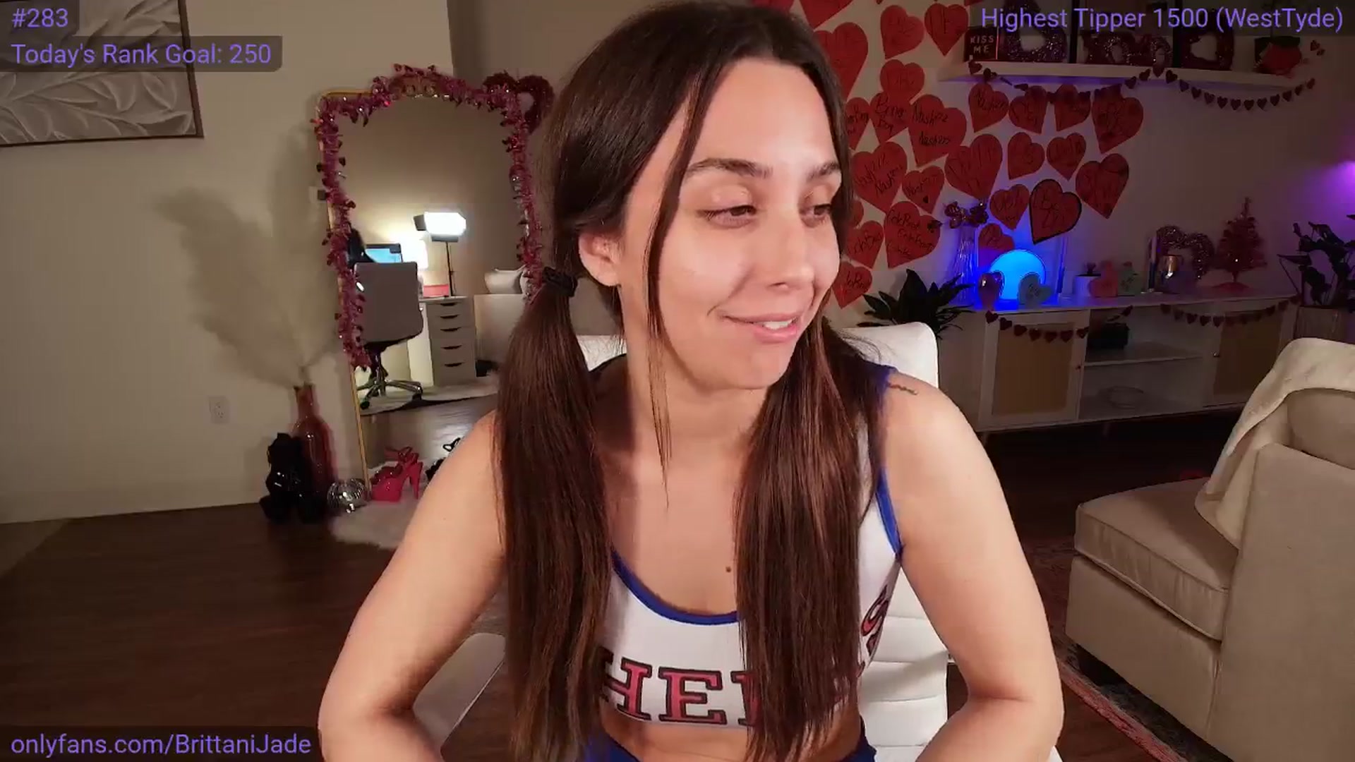 Gallery image thumbnail from BrittaniJade_'s myfreecams stream on, 02/10/2025, 09:15 image 16 of 20
