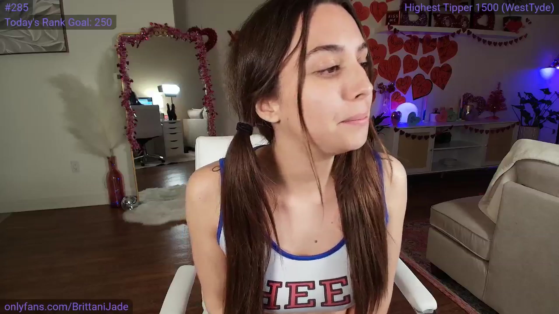 Gallery image thumbnail from BrittaniJade_'s myfreecams stream on, 02/10/2025, 09:15 image 8 of 20
