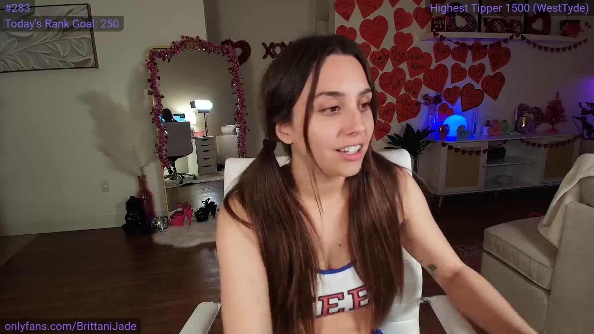 Gallery image thumbnail from BrittaniJade_'s myfreecams stream on, 02/10/2025, 09:15 image 19 of 20