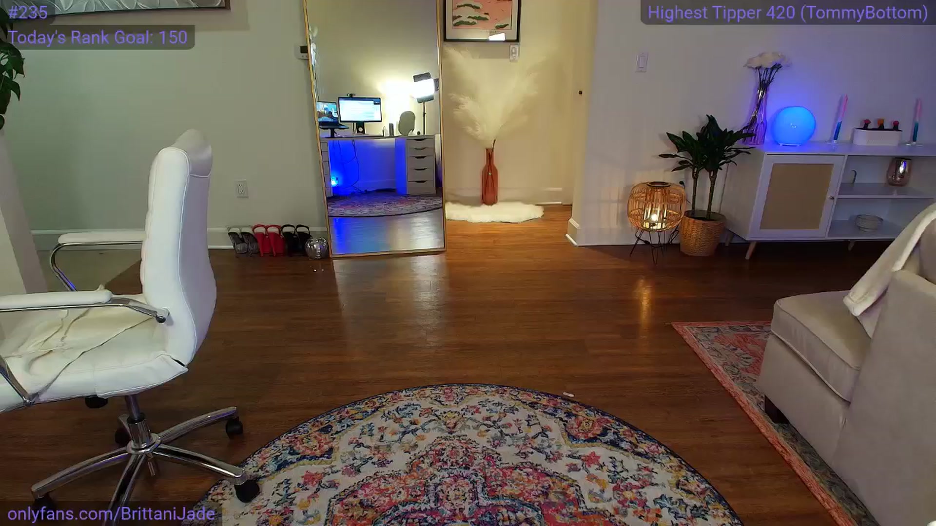 Gallery image thumbnail from BrittaniJade_'s myfreecams stream on, 03/11/2025, 06:49 image 12 of 20