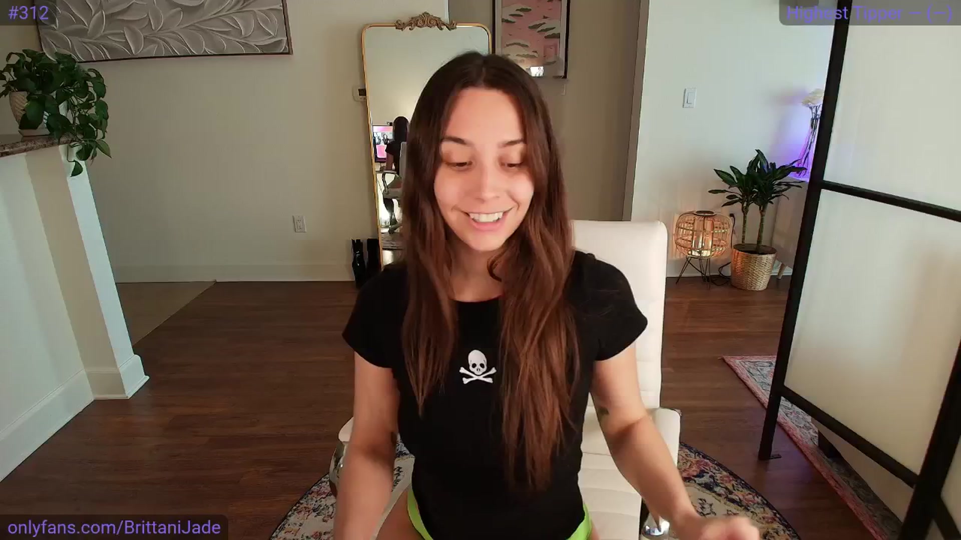 Gallery image thumbnail from BrittaniJade_'s myfreecams stream on, 03/16/2025, 24:50 image 2 of 20