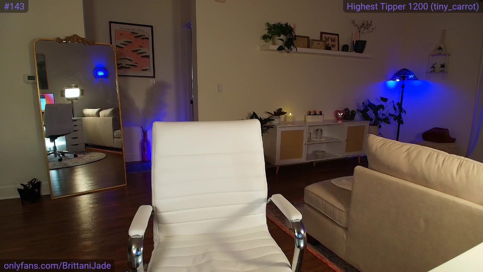 Gallery image thumbnail from BrittaniJade_'s myfreecams stream on, 04/08/2025, 07:02 image 7 of 20