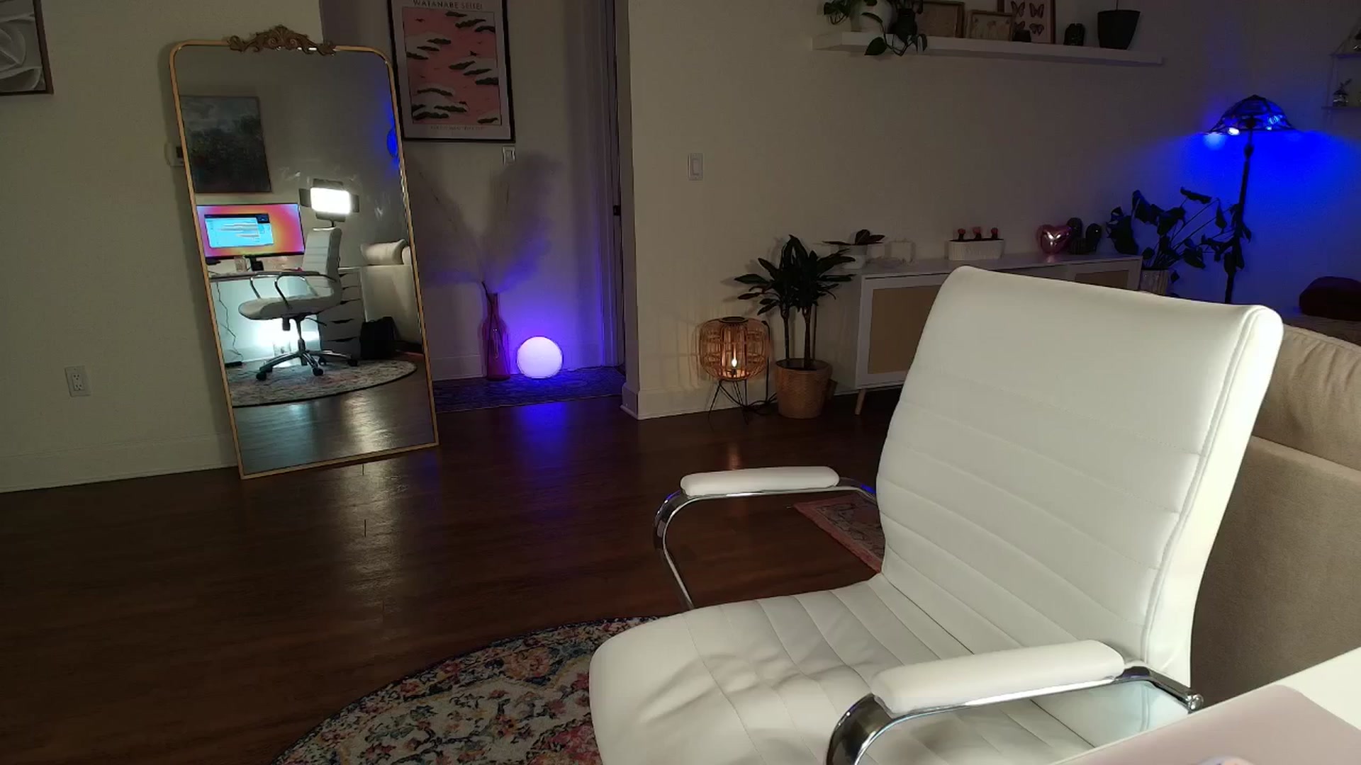 Gallery image thumbnail from BrittaniJade_'s myfreecams stream on, 04/19/2025, 10:51 image 3 of 20