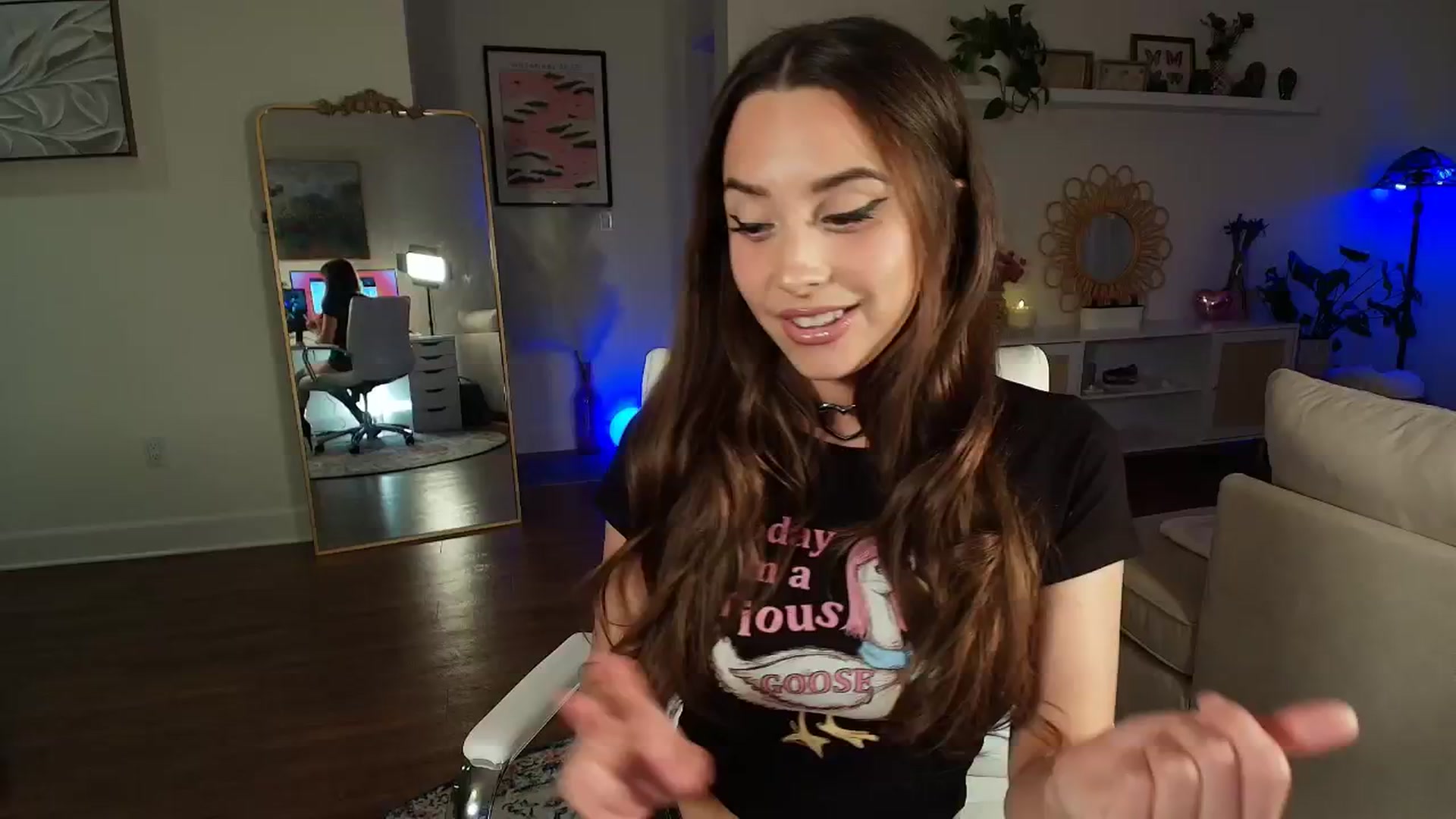Gallery image thumbnail from BrittaniJade_'s myfreecams stream on, 04/24/2025, 07:21 image 2 of 20