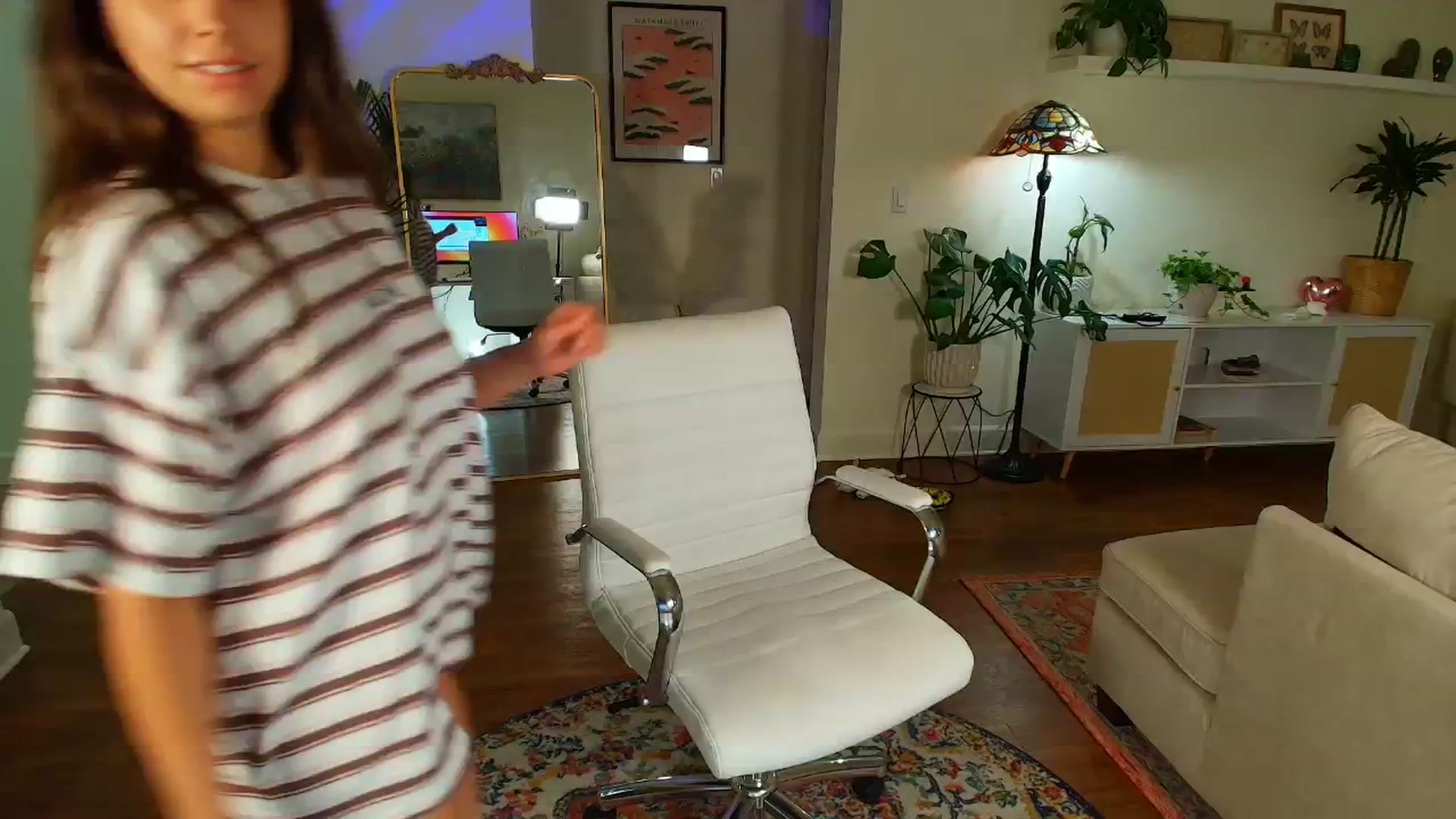 Gallery image thumbnail from BrittaniJade_'s myfreecams stream on, 05/21/2025, 05:18 image 4 of 20