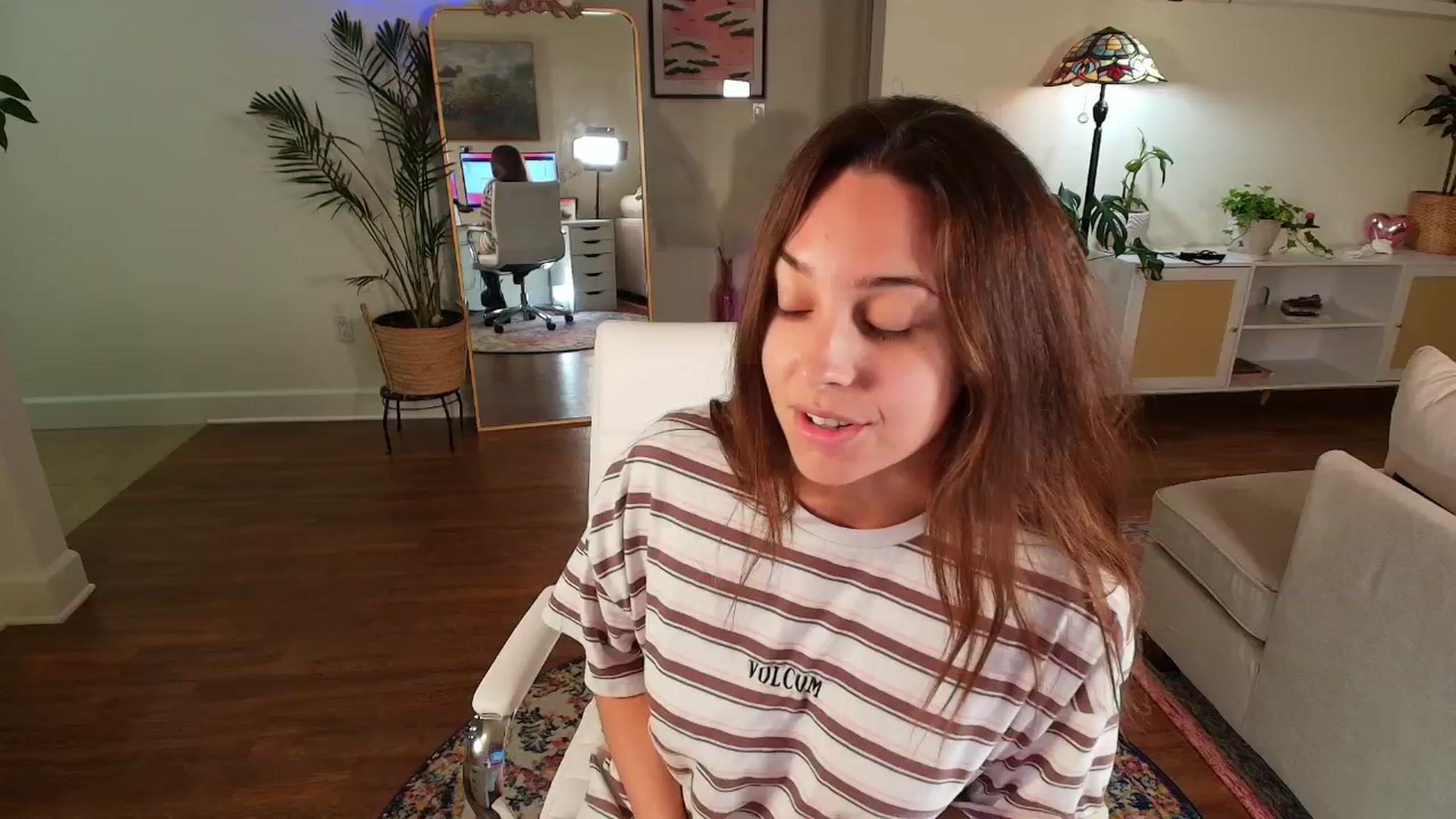 Gallery image thumbnail from BrittaniJade_'s myfreecams stream on, 05/21/2025, 06:39 image 2 of 20