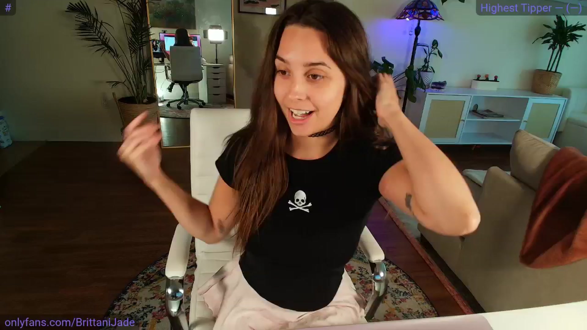 Gallery image thumbnail from BrittaniJade_'s myfreecams stream on, 06/03/2025, 23:09 image 1 of 20