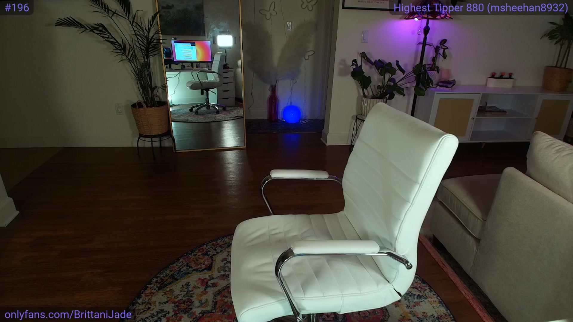 Gallery image thumbnail from BrittaniJade_'s myfreecams stream on, 06/12/2025, 04:40 image 14 of 20