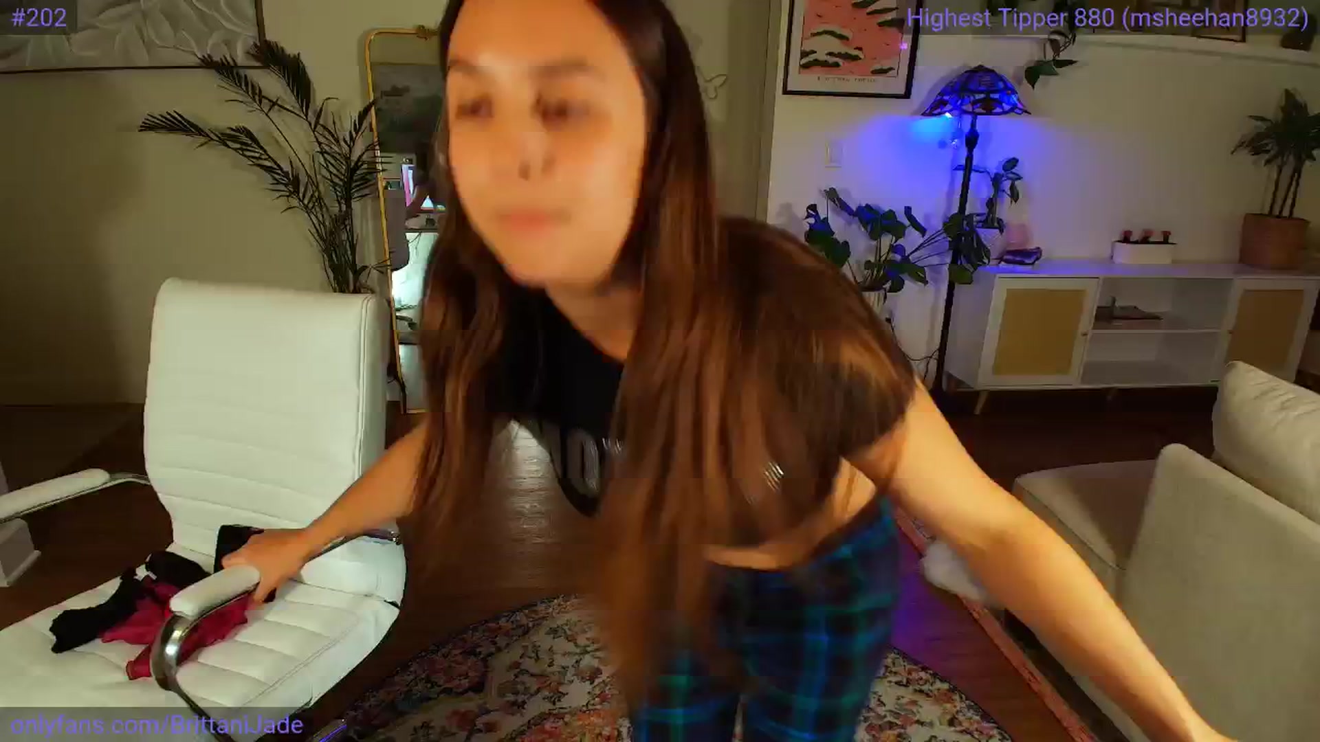 Gallery image thumbnail from BrittaniJade_'s myfreecams stream on, 06/12/2025, 04:40 image 8 of 20