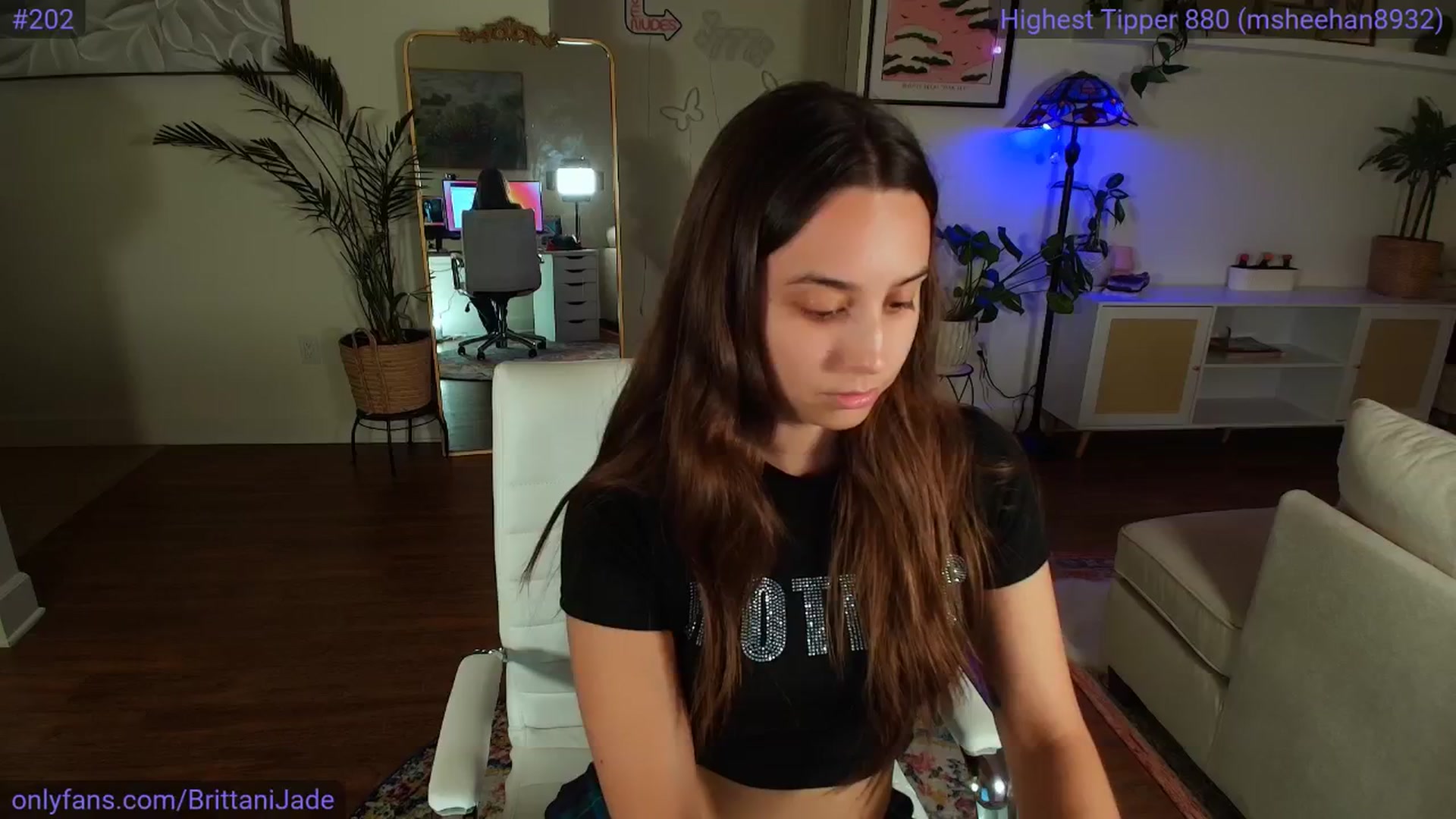 Gallery image thumbnail from BrittaniJade_'s myfreecams stream on, 06/12/2025, 04:40 image 9 of 20