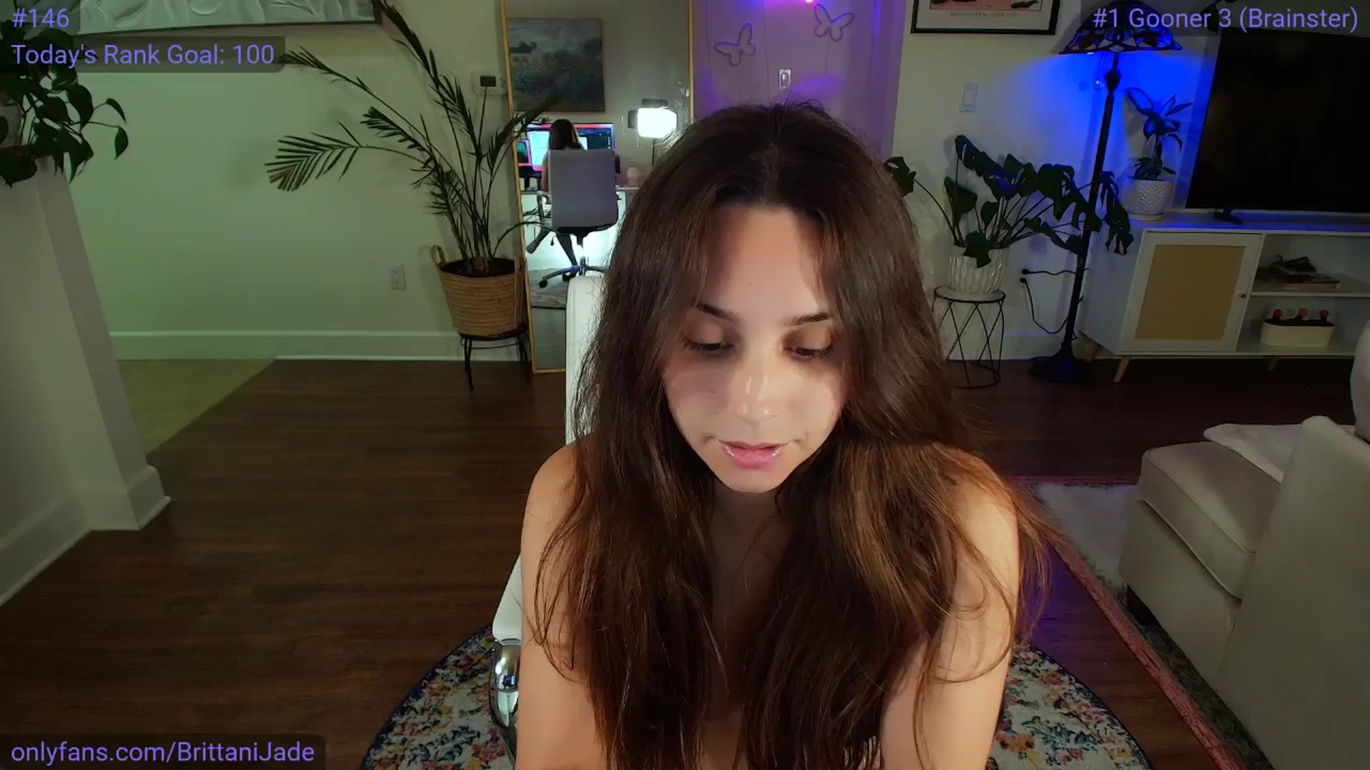 Gallery image thumbnail from BrittaniJade_'s myfreecams stream on, 07/04/2025, 04:45 image 7 of 20