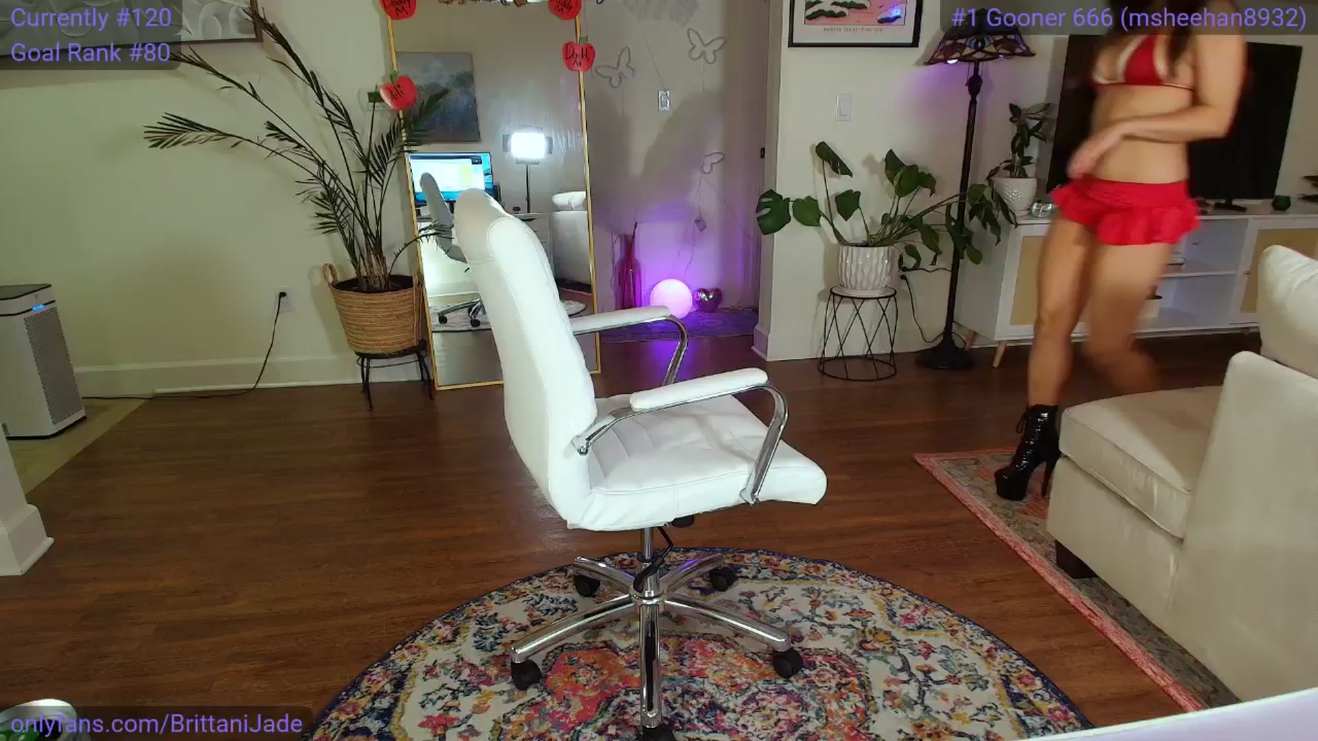 Gallery image thumbnail from BrittaniJade_'s myfreecams stream on, 08/10/2025, 06:14 image 11 of 20