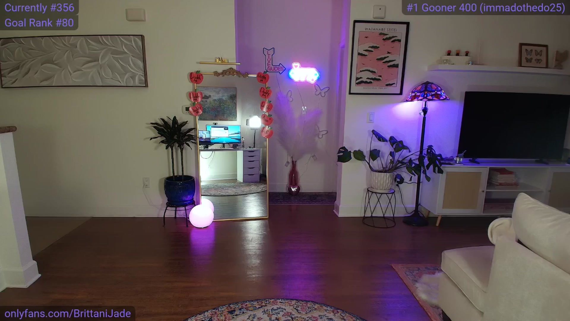 Gallery image thumbnail from BrittaniJade_'s myfreecams stream on, 09/06/2025, 08:00 image 11 of 20