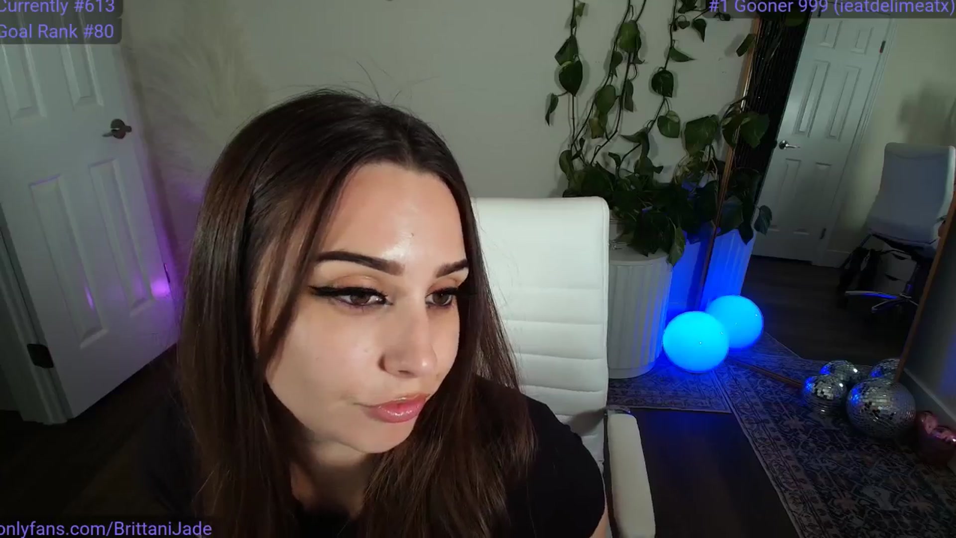 Gallery image thumbnail from BrittaniJade_'s myfreecams stream on, 11/07/2025, 05:59 image 17 of 20