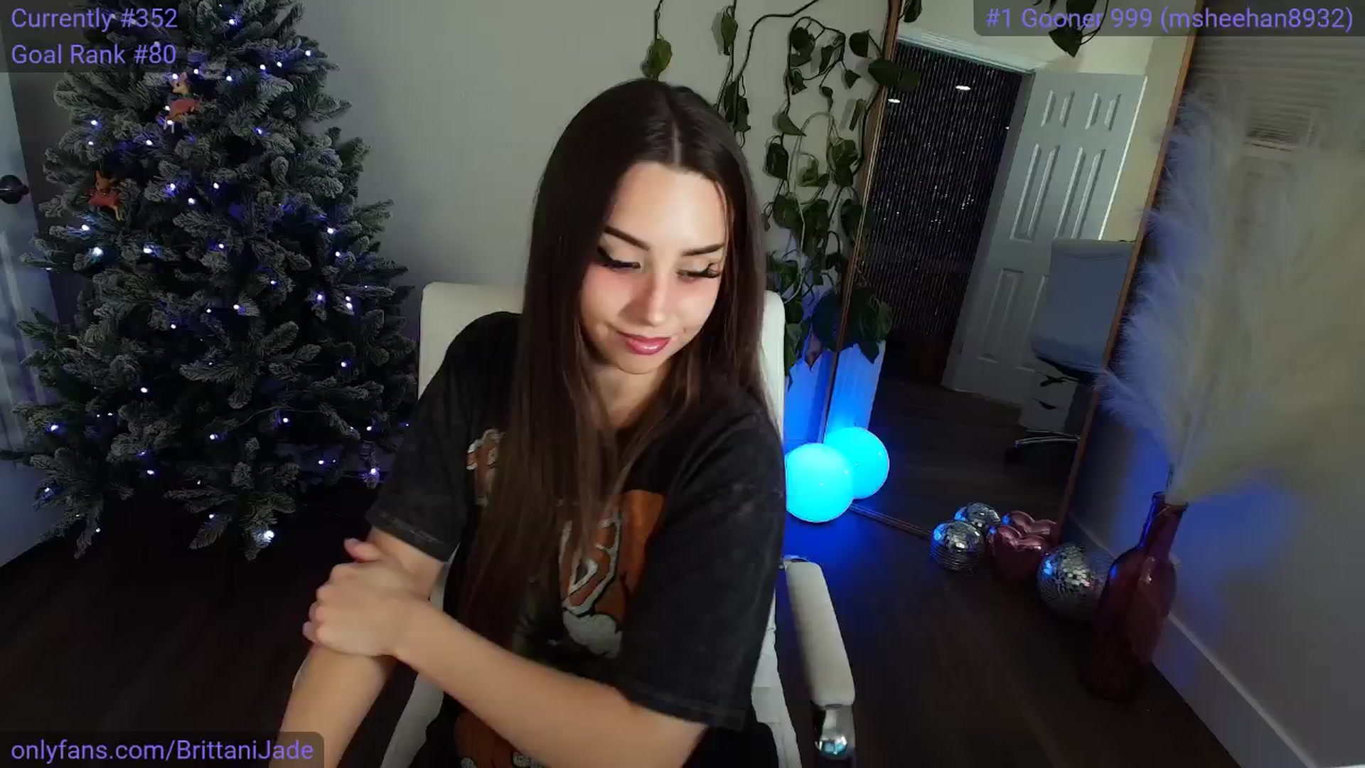 Gallery image thumbnail from BrittaniJade_'s myfreecams stream on, 12/02/2025, 05:45 image 12 of 20