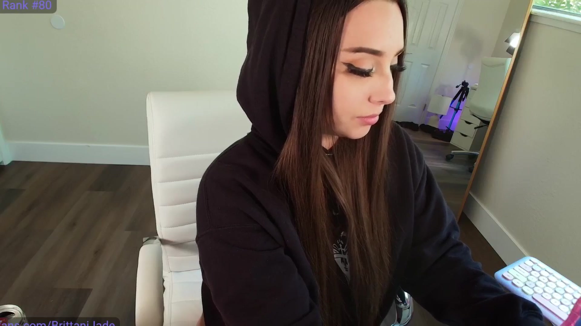 Gallery image thumbnail from BrittaniJade_'s myfreecams stream on, 04/02/2026, 18:29 image 5 of 20