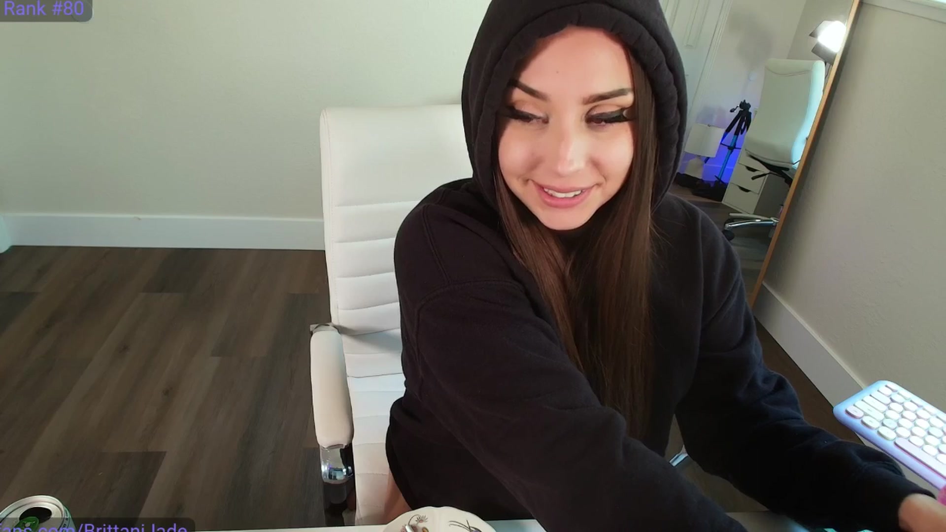 Gallery image thumbnail from BrittaniJade_'s myfreecams stream on, 04/02/2026, 18:29 image 14 of 20