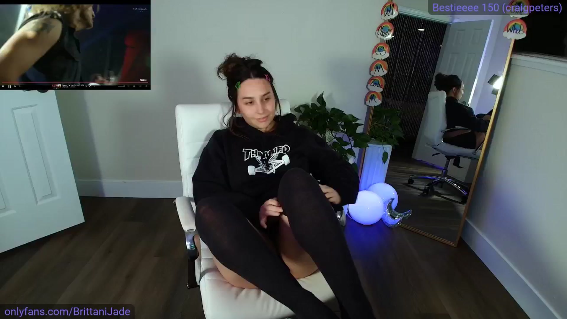 Gallery image thumbnail from BrittaniJade_'s myfreecams stream on, 04/13/2026, 05:33 image 6 of 20