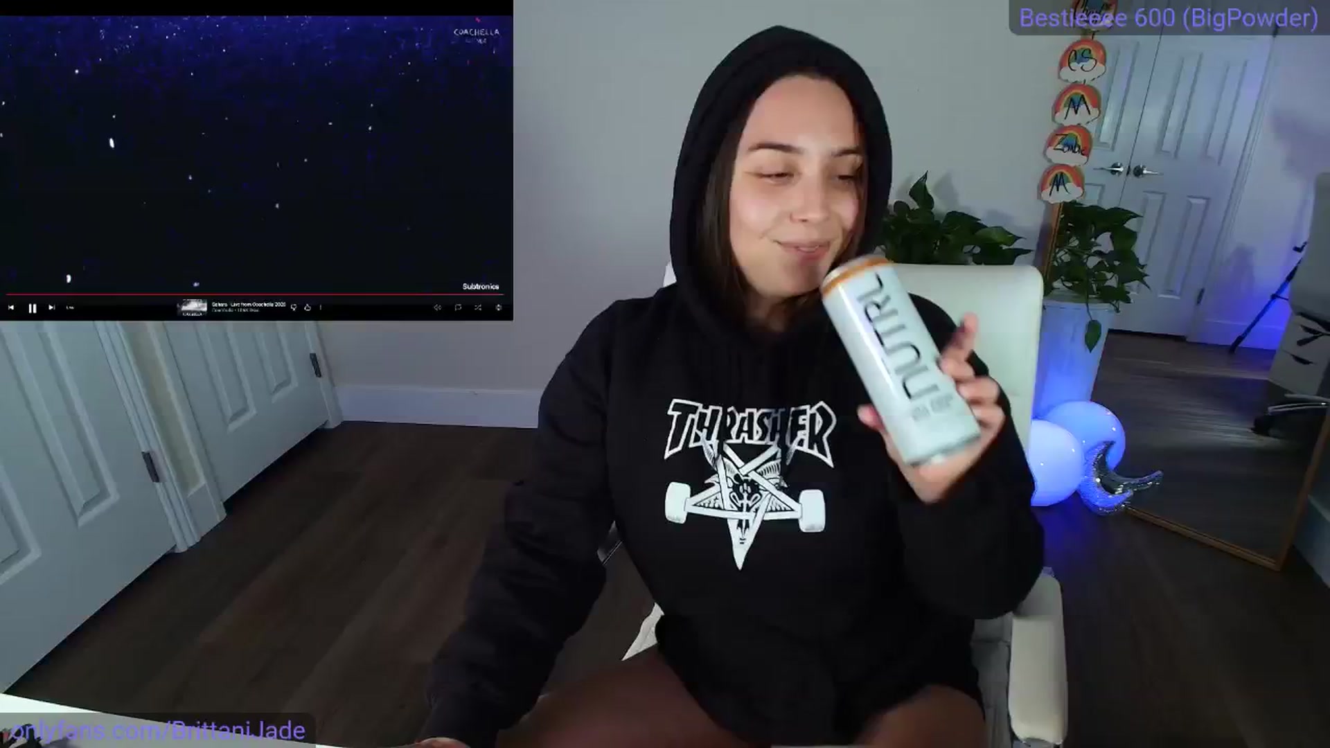 Gallery image thumbnail from BrittaniJade_'s myfreecams stream on, 04/13/2026, 05:33 image 13 of 20