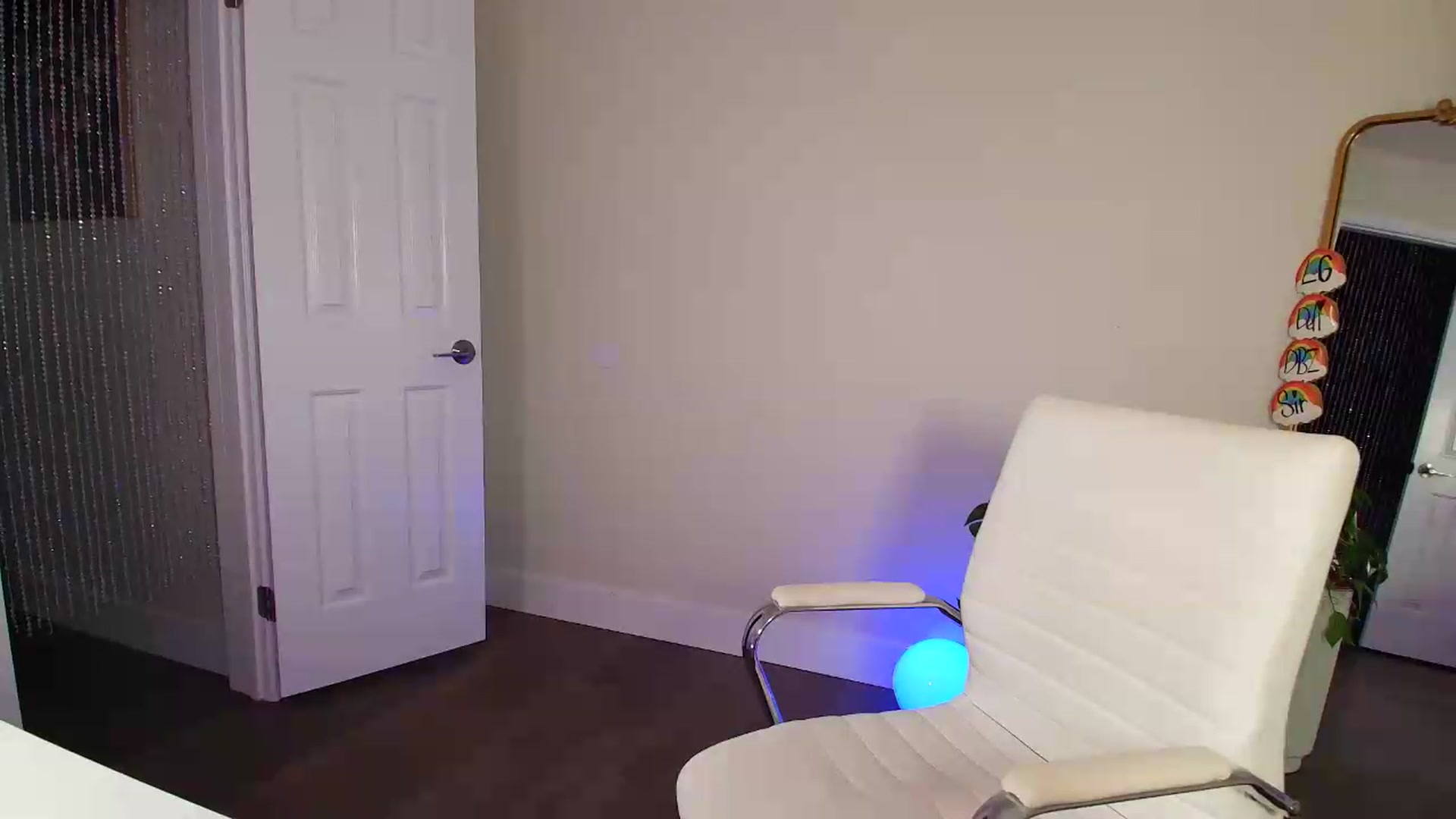 Gallery image thumbnail from BrittaniJade_'s myfreecams stream on, 05/23/2026, 08:23 image 14 of 20