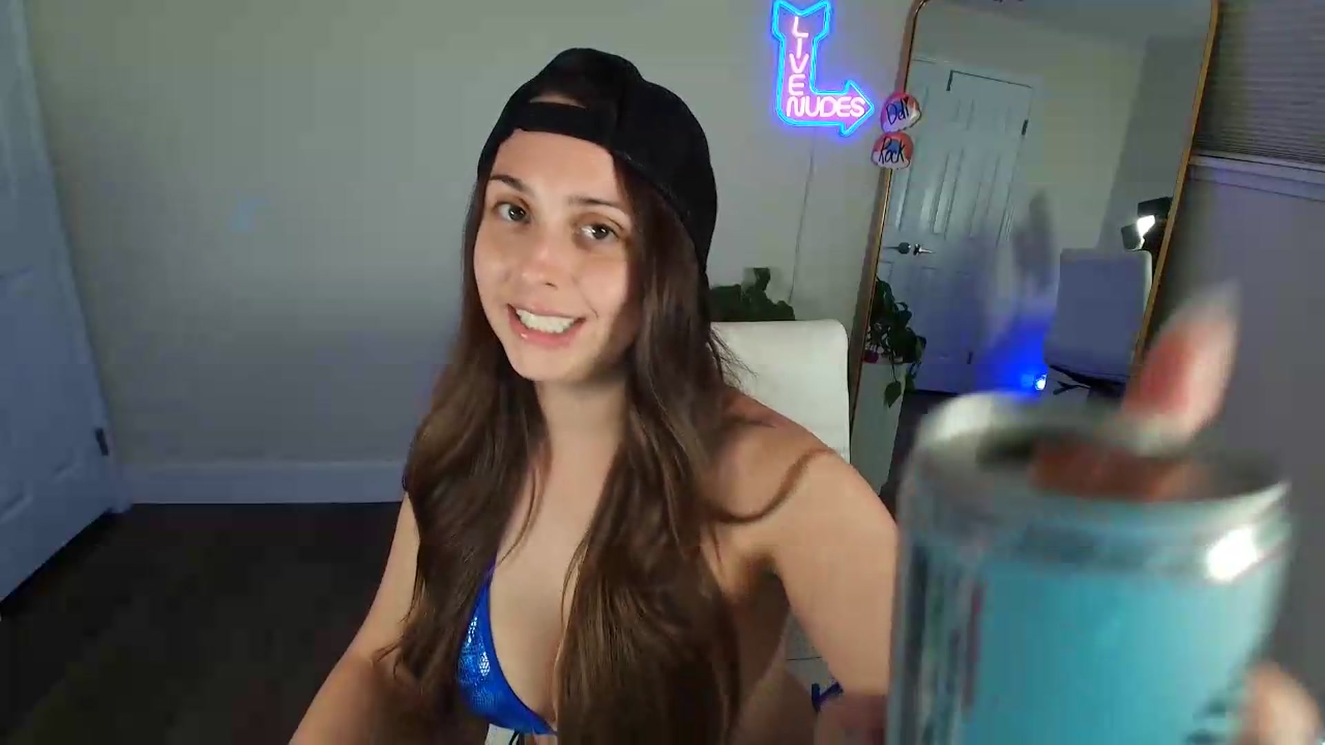 Gallery image thumbnail from BrittaniJade_'s myfreecams stream on, 06/03/2026, 05:56 image 18 of 20
