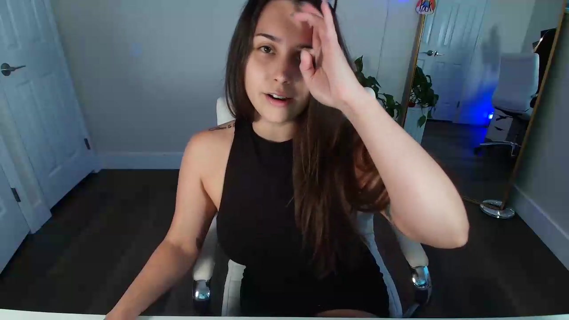 Gallery image thumbnail from BrittaniJade_'s myfreecams stream on, 06/06/2026, 01:51 image 2 of 20