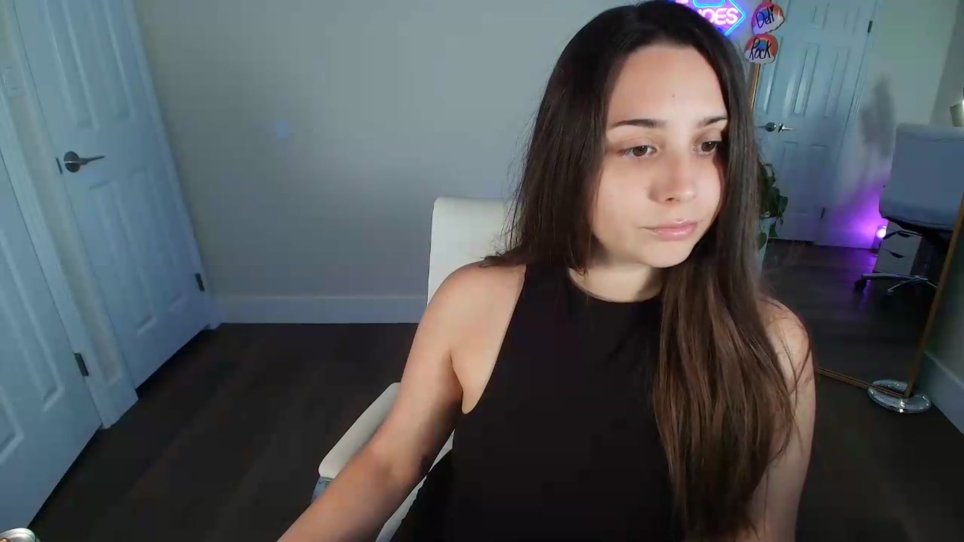 Gallery image thumbnail from BrittaniJade_'s myfreecams stream on, 06/06/2026, 01:51 image 9 of 20
