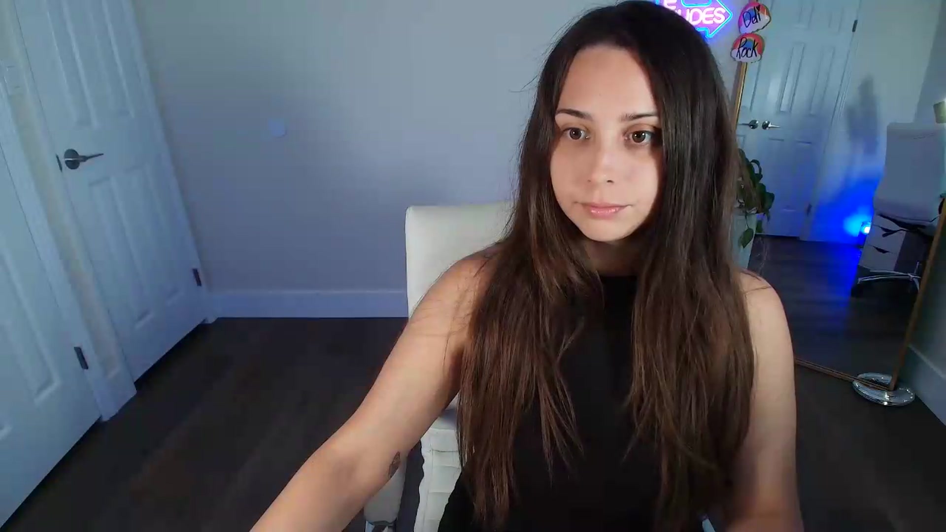 Gallery image thumbnail from BrittaniJade_'s myfreecams stream on, 06/06/2026, 01:51 image 17 of 20