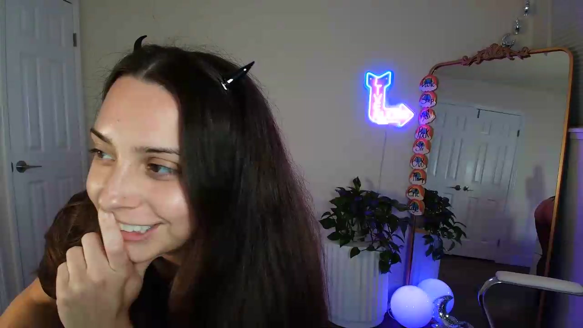 Gallery image thumbnail from BrittaniJade_'s myfreecams stream on, 06/21/2026, 06:41 image 7 of 20