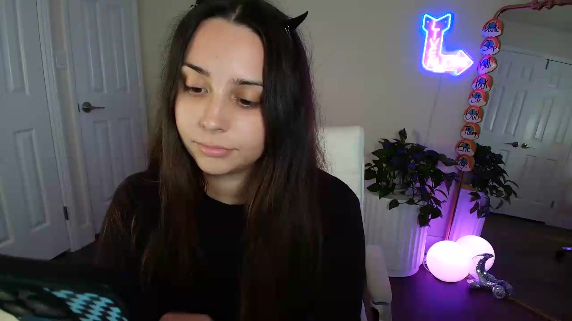 Gallery image thumbnail from BrittaniJade_'s myfreecams stream on, 06/21/2026, 06:41 image 9 of 20