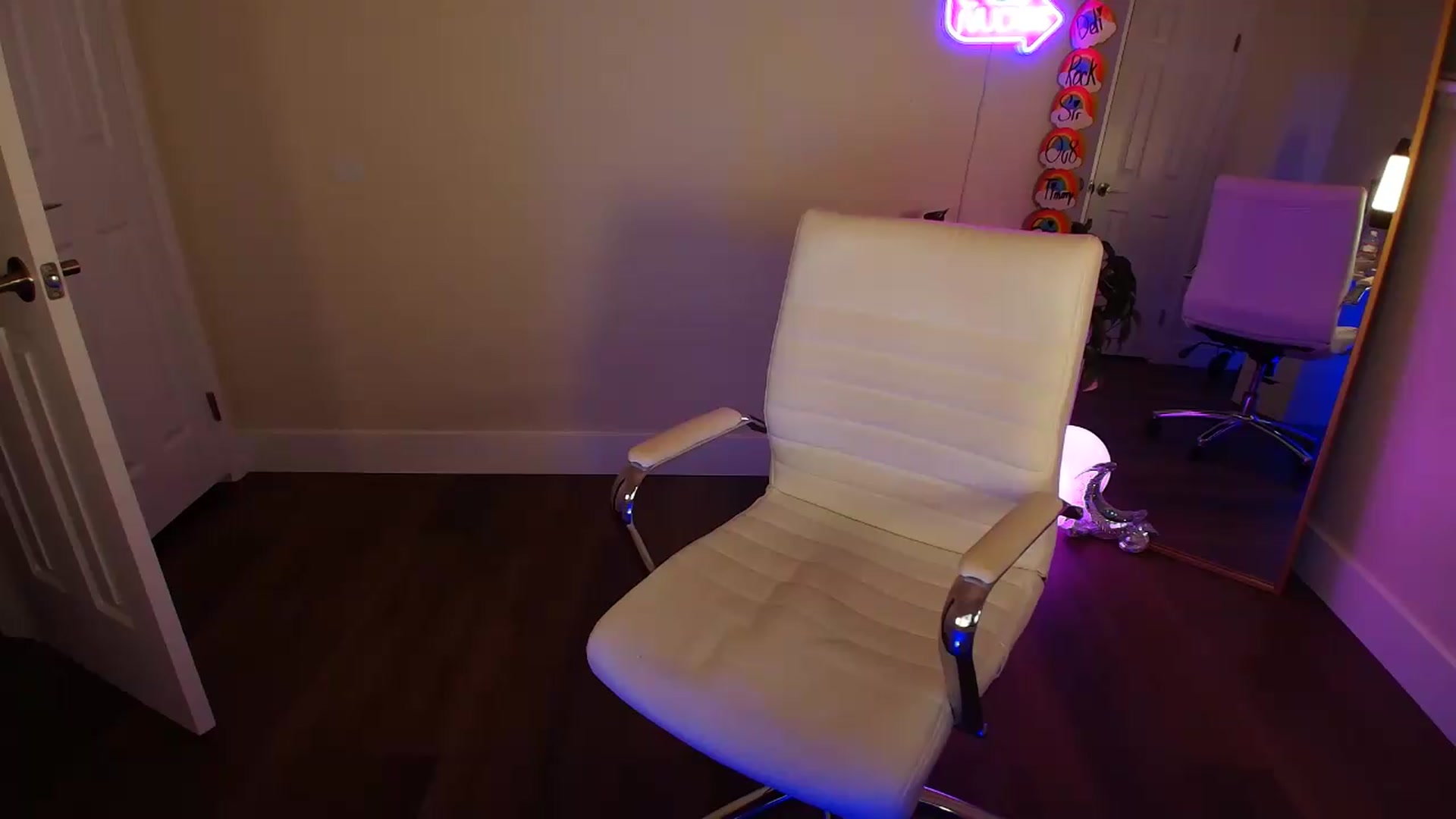 Gallery image thumbnail from BrittaniJade_'s myfreecams stream on, 07/01/2026, 09:34 image 16 of 20