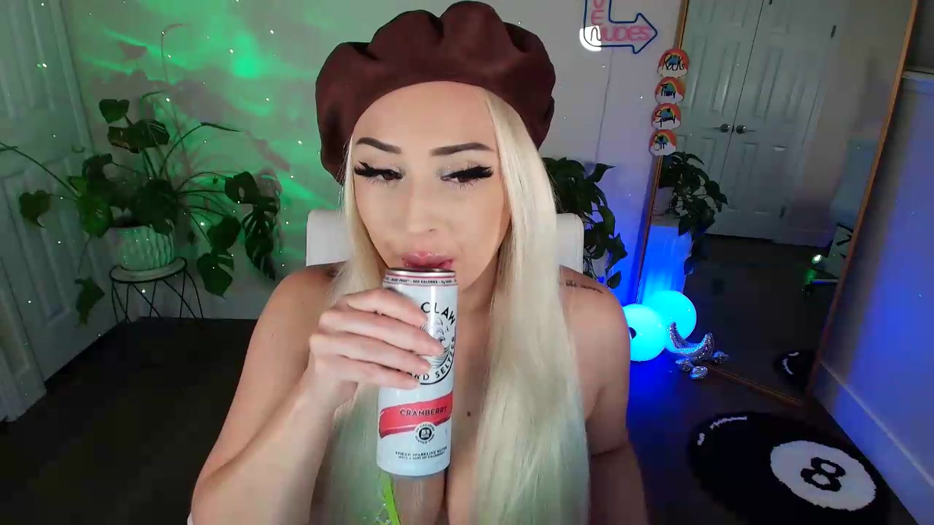 Gallery image thumbnail from BrittaniJade_'s myfreecams stream on, 09/20/2026, 08:00 image 16 of 20