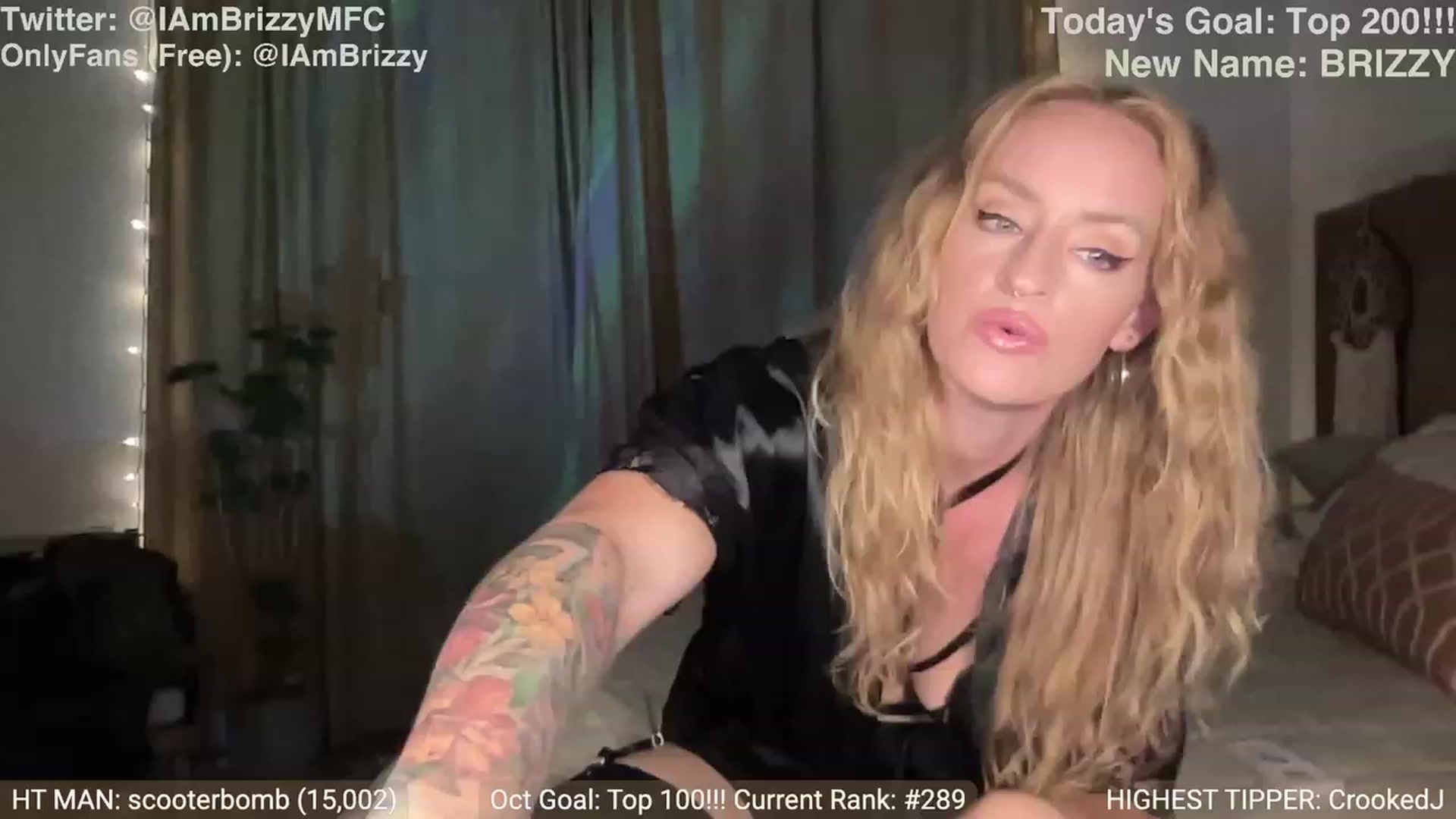 Gallery image thumbnail from Brizzy's myfreecams stream on, 10/06/2023, 04:42 image 10 of 20