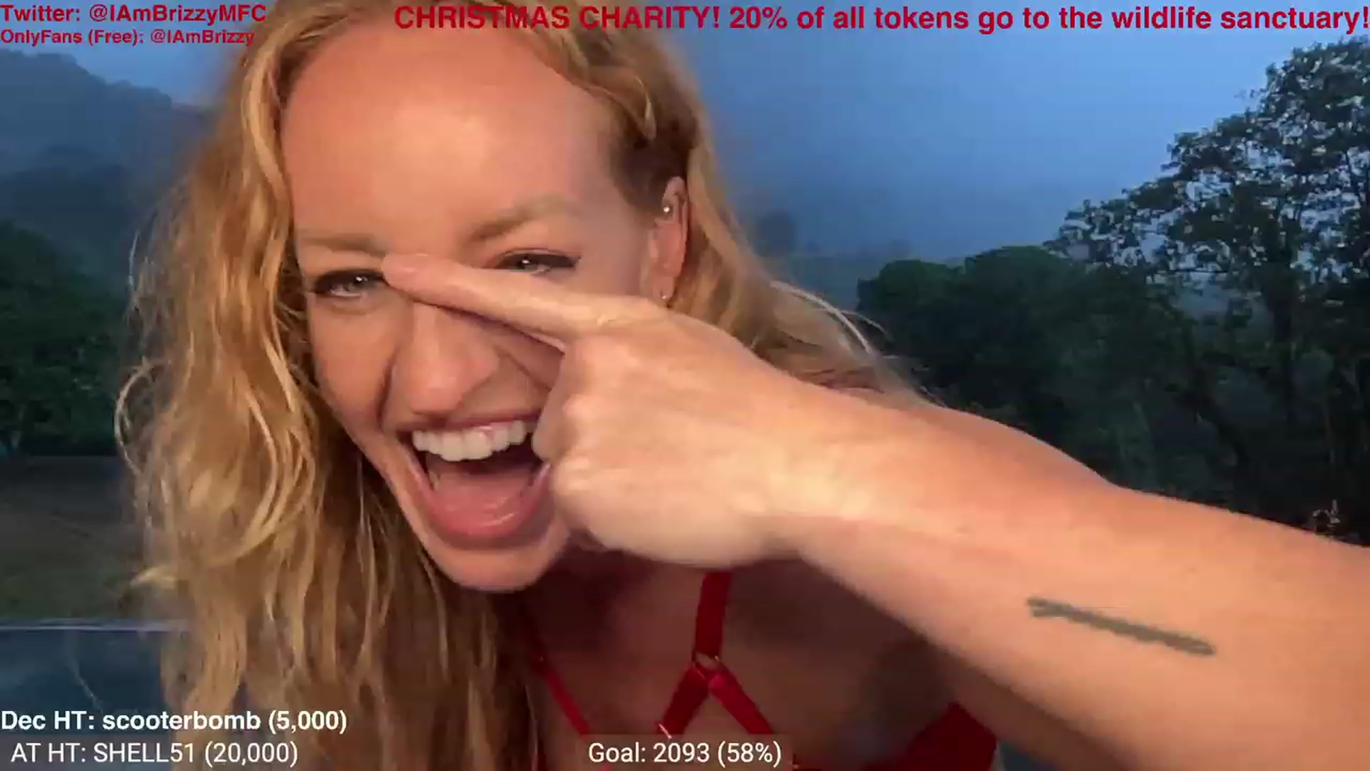 Gallery image thumbnail from Brizzy's myfreecams stream on, 12/19/2023, 23:34 image 14 of 20