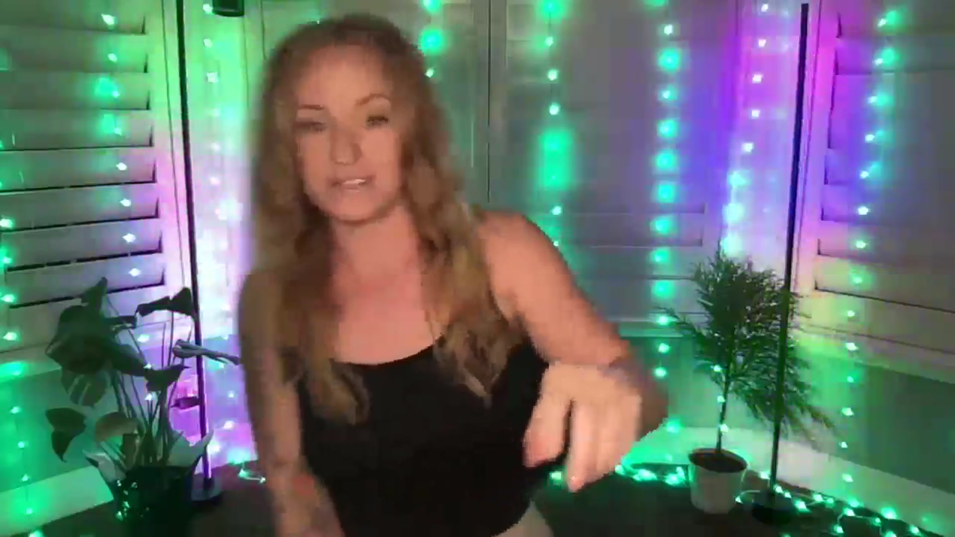 Gallery image thumbnail from Brizzy's myfreecams stream on, 04/26/2024, 03:40 image 13 of 20