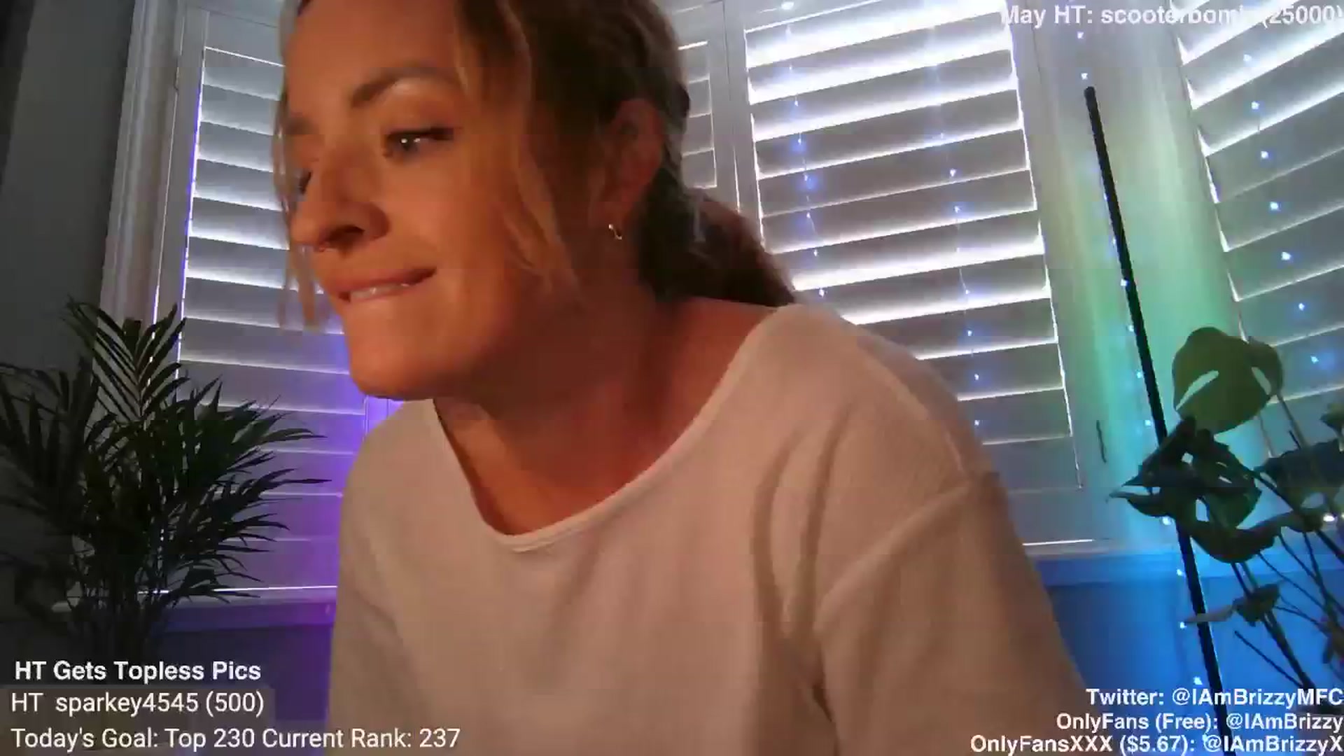 Gallery image thumbnail from Brizzy's myfreecams stream on, 05/12/2024, 18:44 image 3 of 20