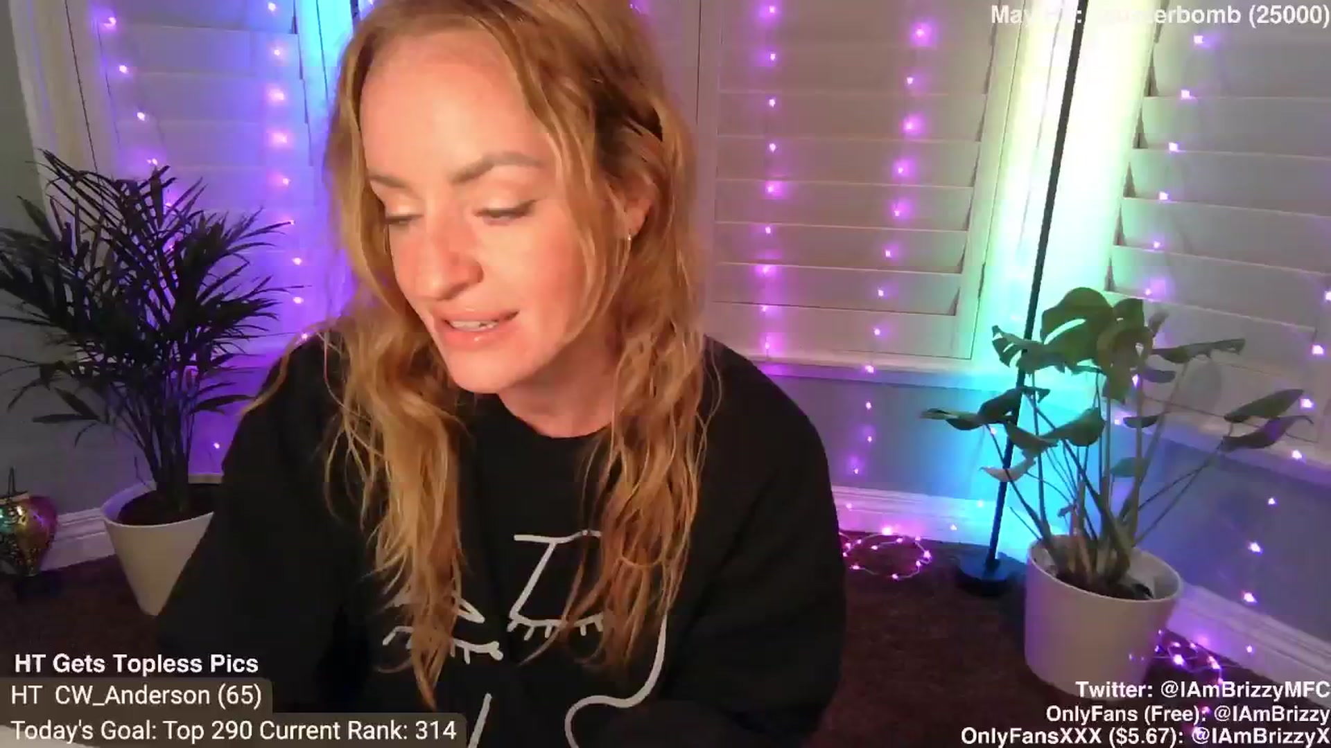 Gallery image thumbnail from Brizzy's myfreecams stream on, 05/16/2024, 03:46 image 19 of 20
