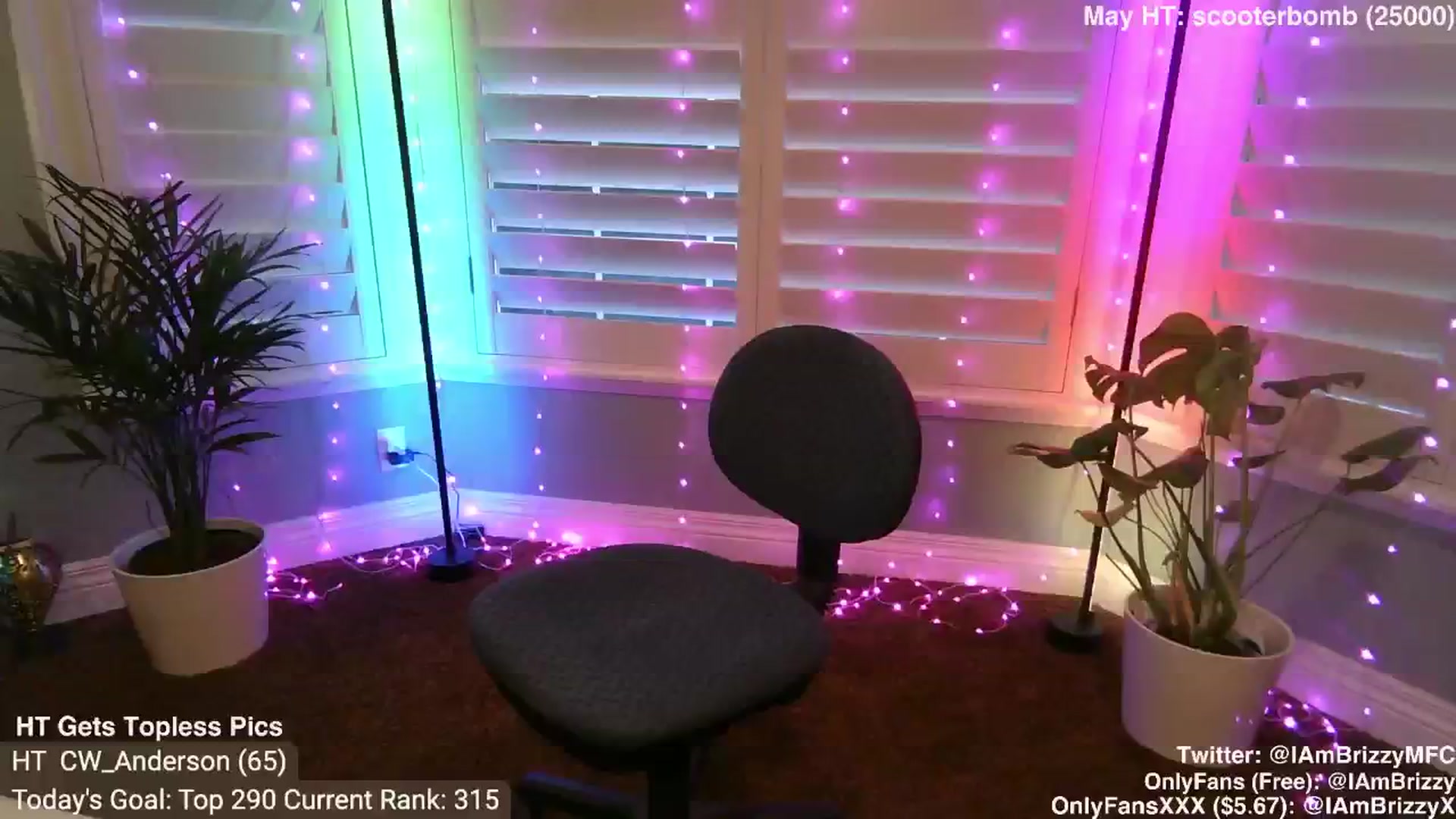 Gallery image thumbnail from Brizzy's myfreecams stream on, 05/16/2024, 03:46 image 6 of 20