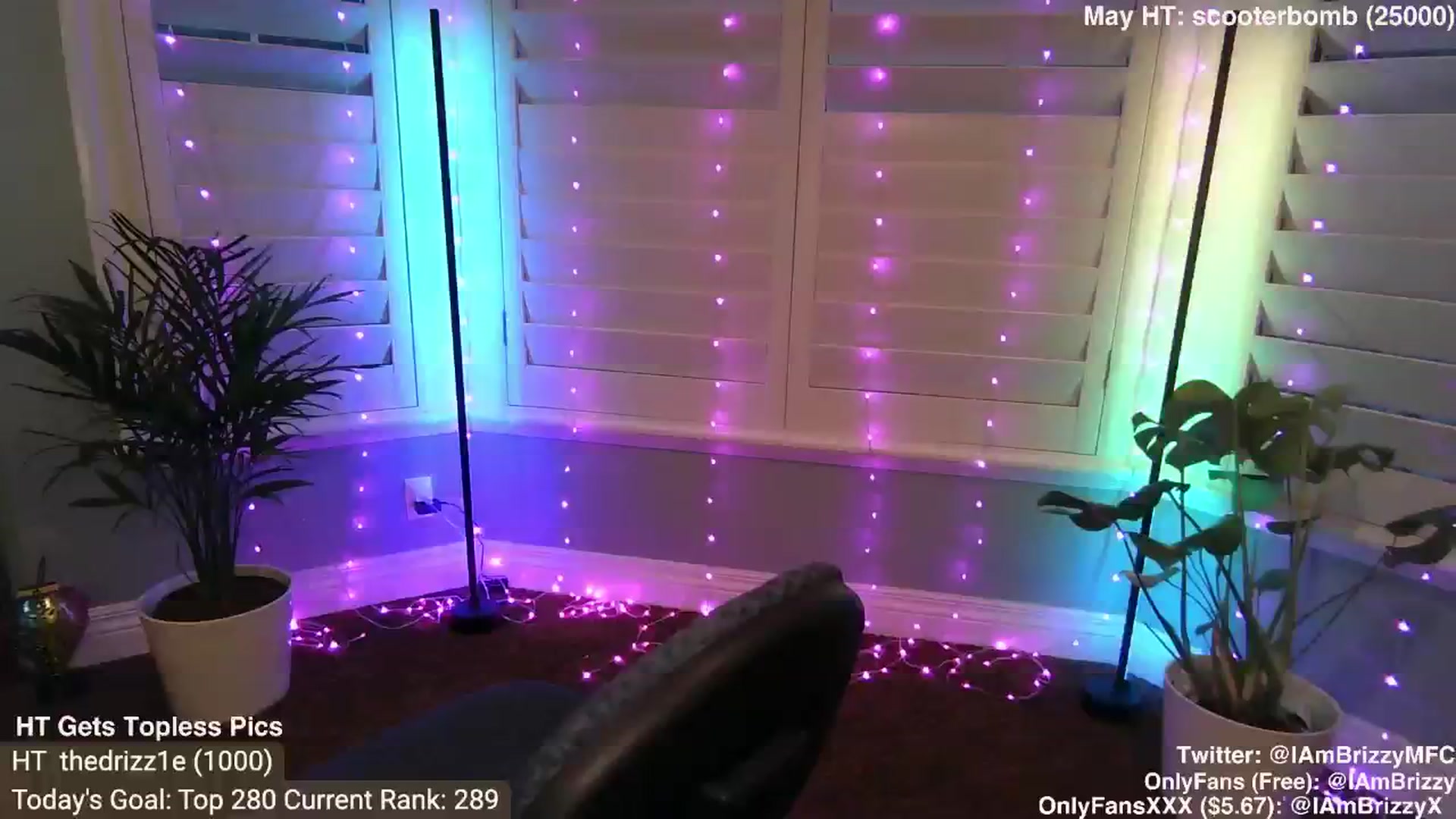 Gallery image thumbnail from Brizzy's myfreecams stream on, 05/18/2024, 02:50 image 18 of 20