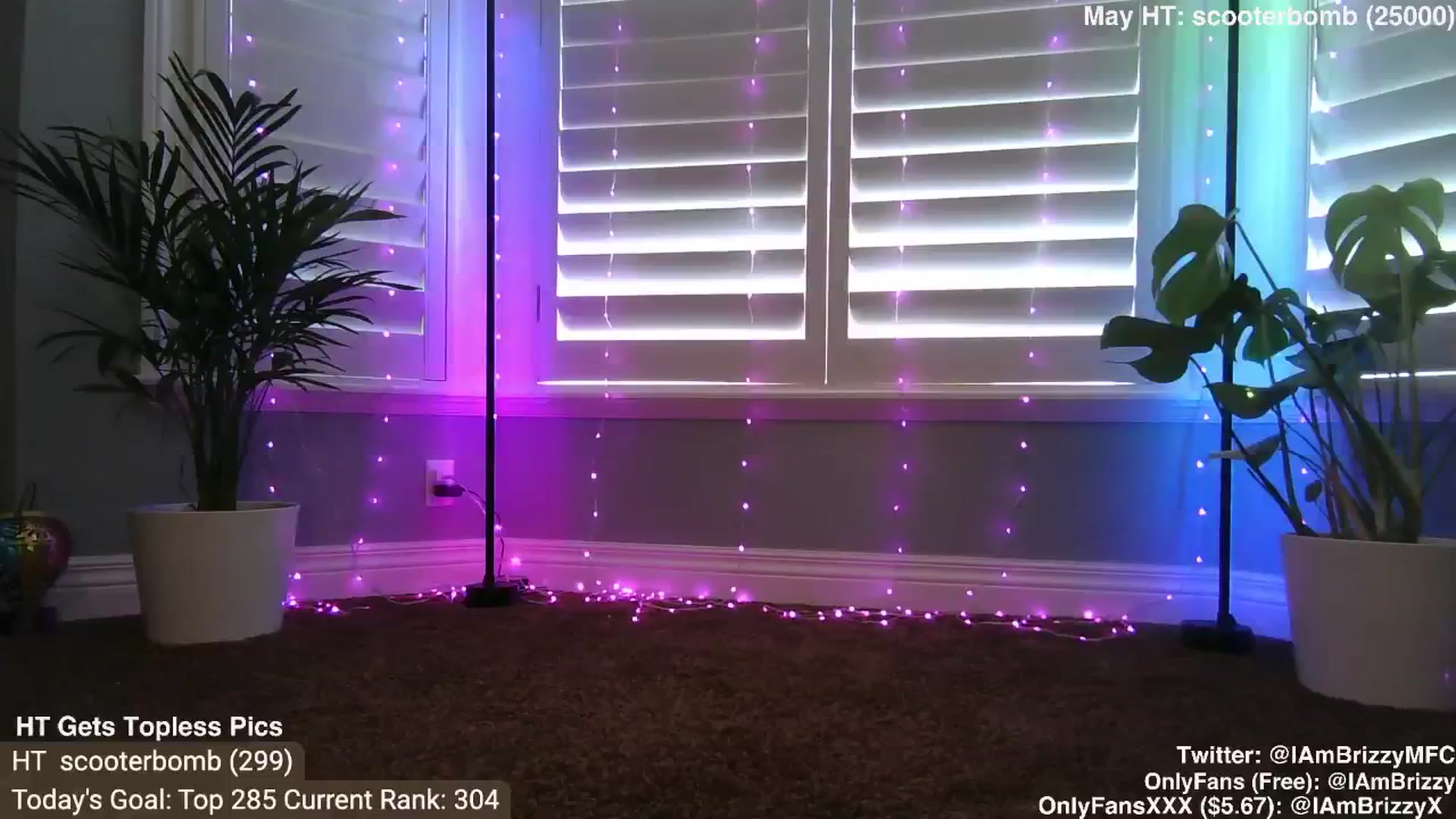 Gallery image thumbnail from Brizzy's myfreecams stream on, 05/18/2024, 19:06 image 10 of 20