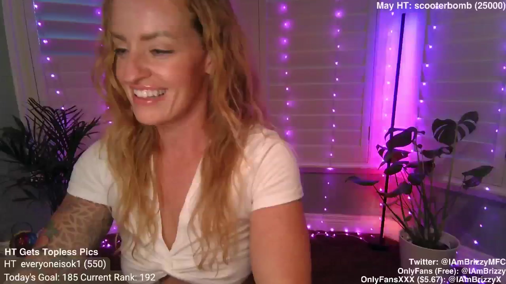 Gallery image thumbnail from Brizzy's myfreecams stream on, 05/31/2024, 03:51 image 10 of 20