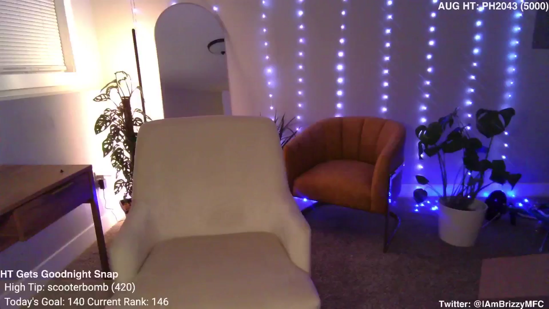 Gallery image thumbnail from Brizzy's myfreecams stream on, 08/22/2024, 03:41 image 10 of 20