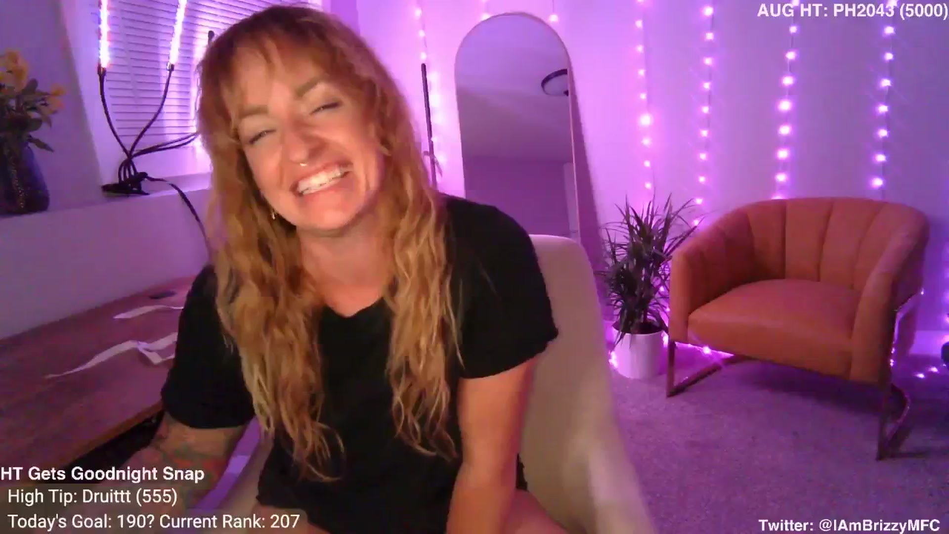 Gallery image thumbnail from Brizzy's myfreecams stream on, 08/31/2024, 03:36 image 8 of 20