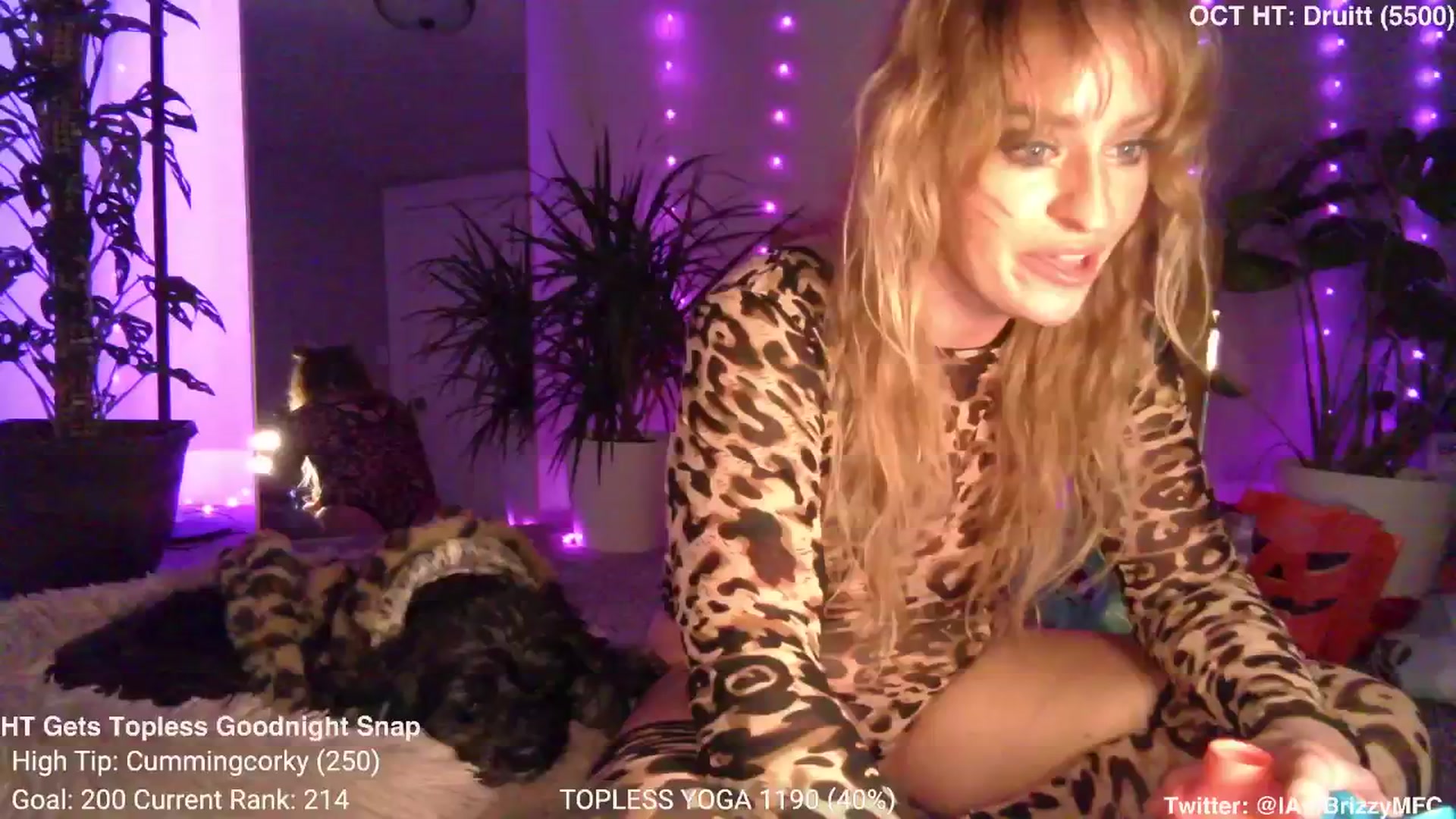 Gallery image thumbnail from Brizzy's myfreecams stream on, 10/06/2024, 19:38 image 12 of 20