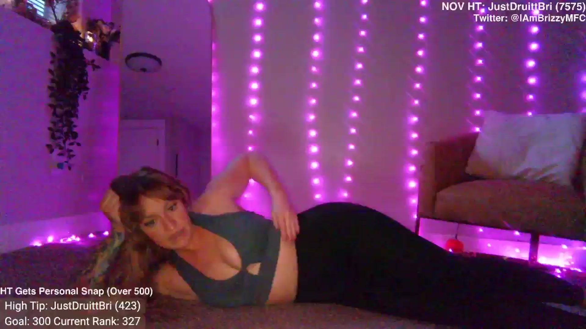 Gallery image thumbnail from Brizzy's myfreecams stream on, 11/30/2024, 24:52 image 6 of 20